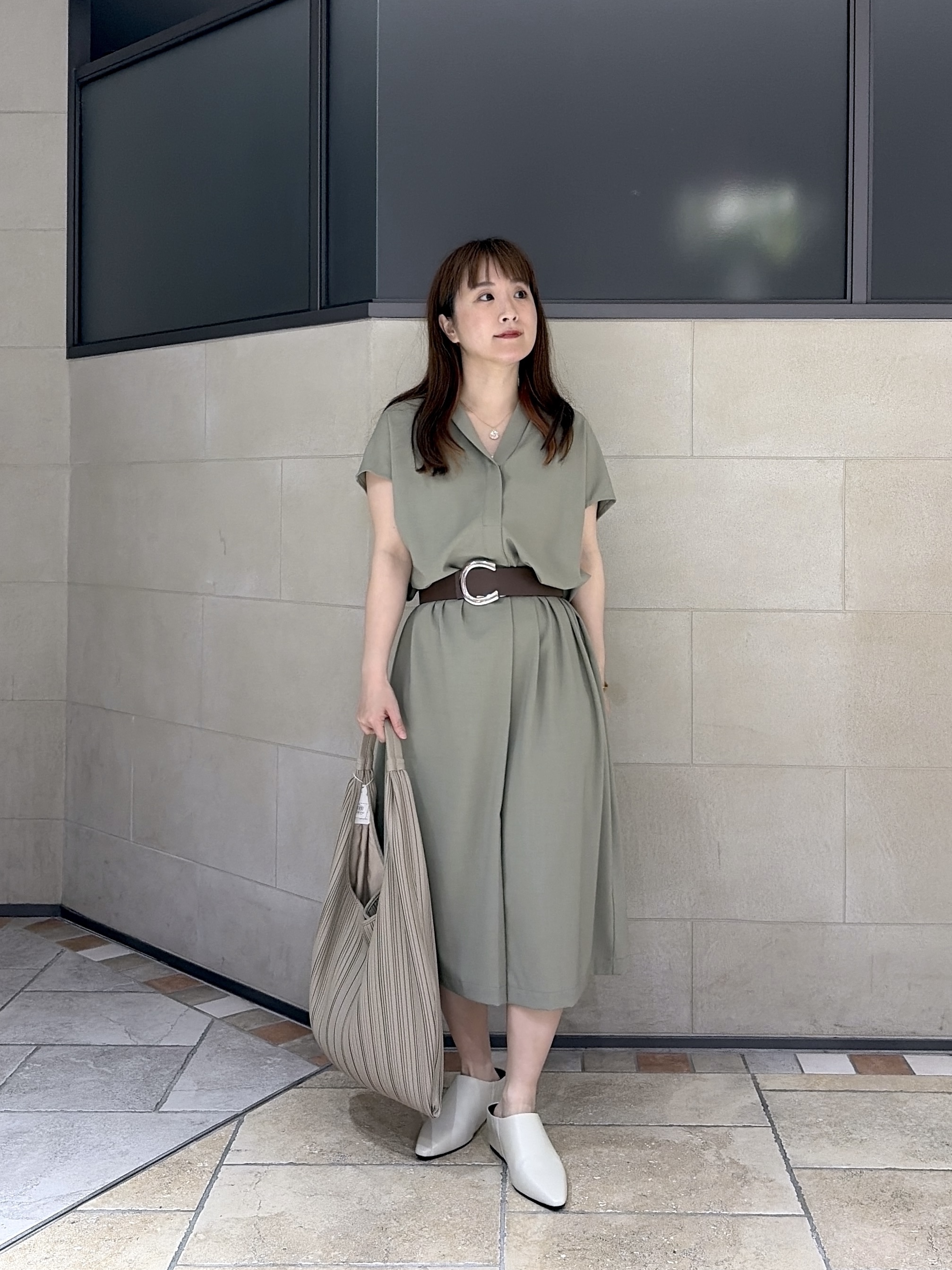 よねさんの「INDIVI｜Comfy SET UP｜スキッパーワンピース【通勤／接触冷感／UVカット】」を使ったコーディネート