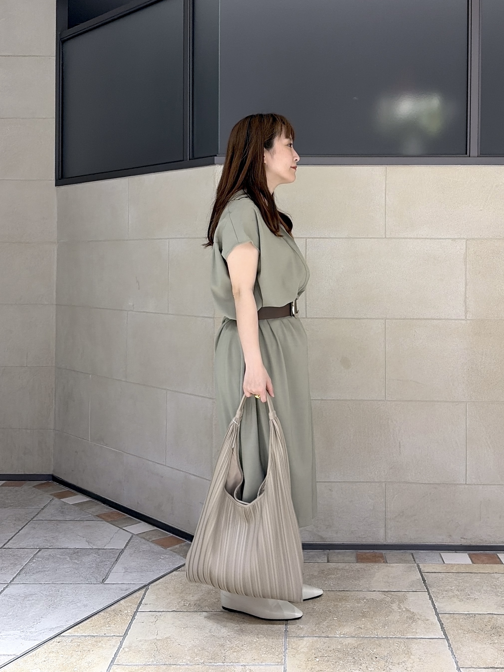 よねさんの「INDIVI｜Comfy SET UP｜スキッパーワンピース【通勤／接触冷感／UVカット】」を使ったコーディネート