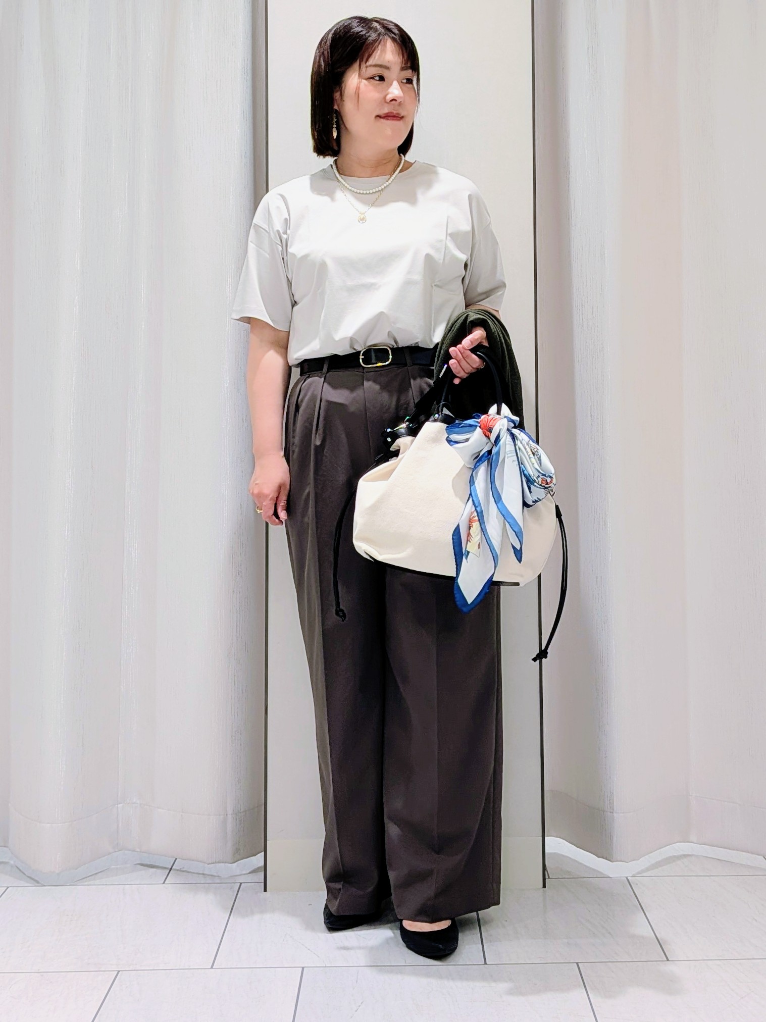 Onumaさんの「UNTITLED｜【アンサンブル可/シアー】リネンエステルカーディガン」を使ったコーディネート
