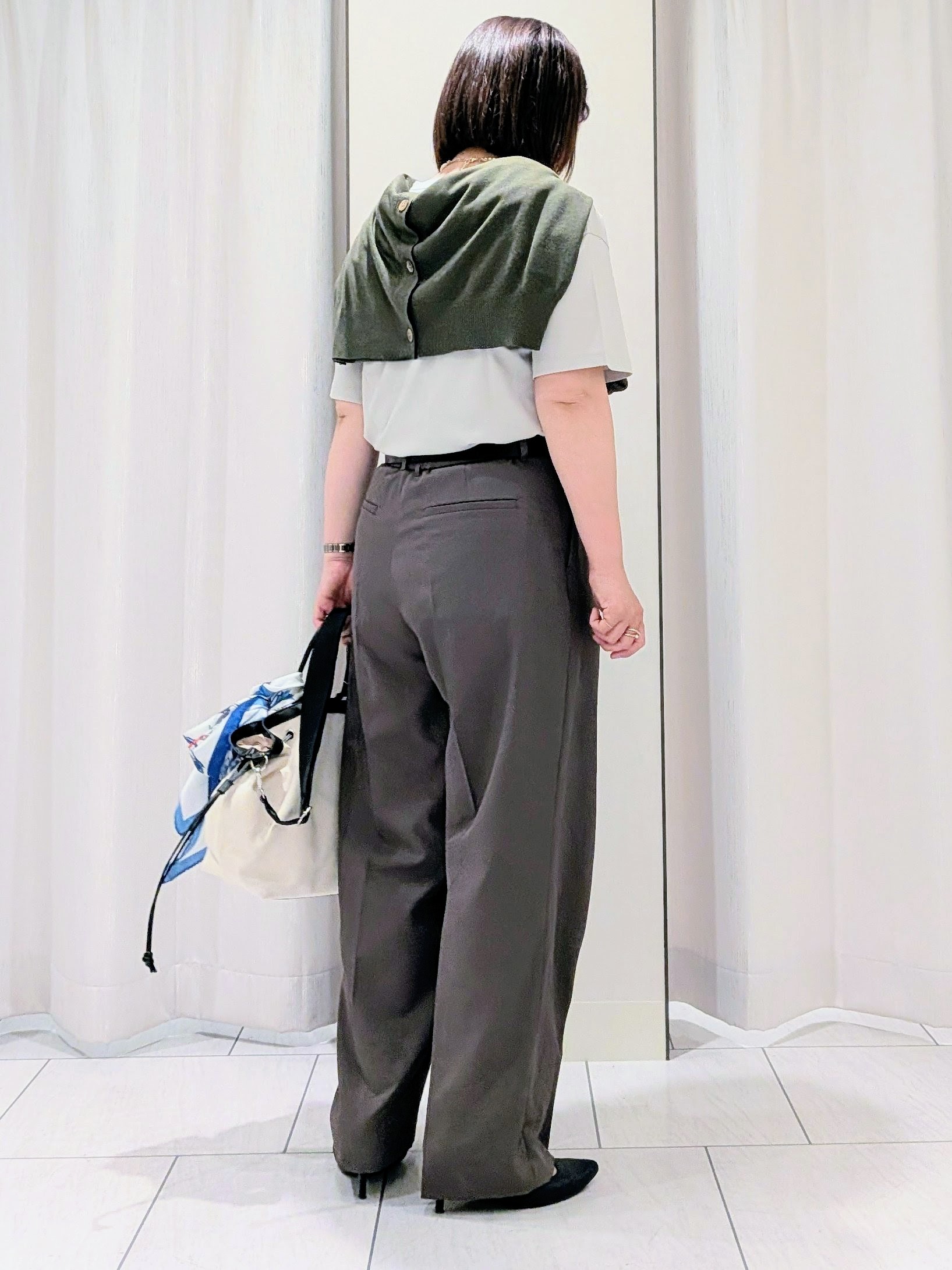 Onumaさんの「UNTITLED｜【アンサンブル可/シアー】リネンエステルカーディガン」を使ったコーディネート