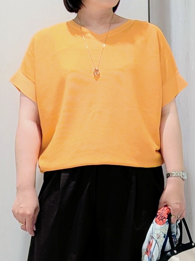 Onumaさんの「UNTITLED｜【11色展開/体型カバー】前後2WAYフレンチスリーブニット」を使ったコーディネート
