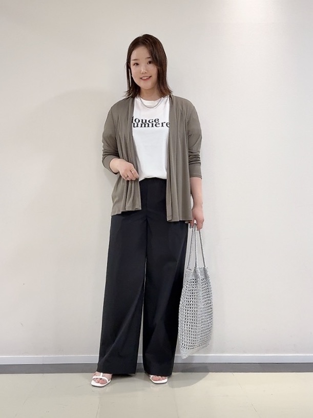 YUIさんの「UNTITLED｜【接触冷感/UVカット/遮熱機能】フライスジャージカーディガン」を使ったコーディネート
