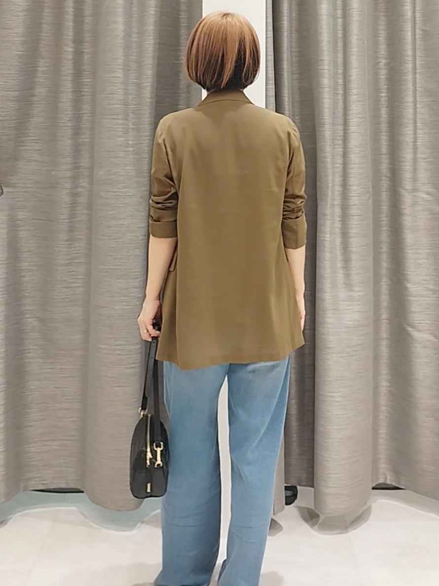 s u g iさんの「UNTITLED｜◆【セットアップ可/接触冷感/通気性】ドライシアーダブルジャケット」を使ったコーディネート