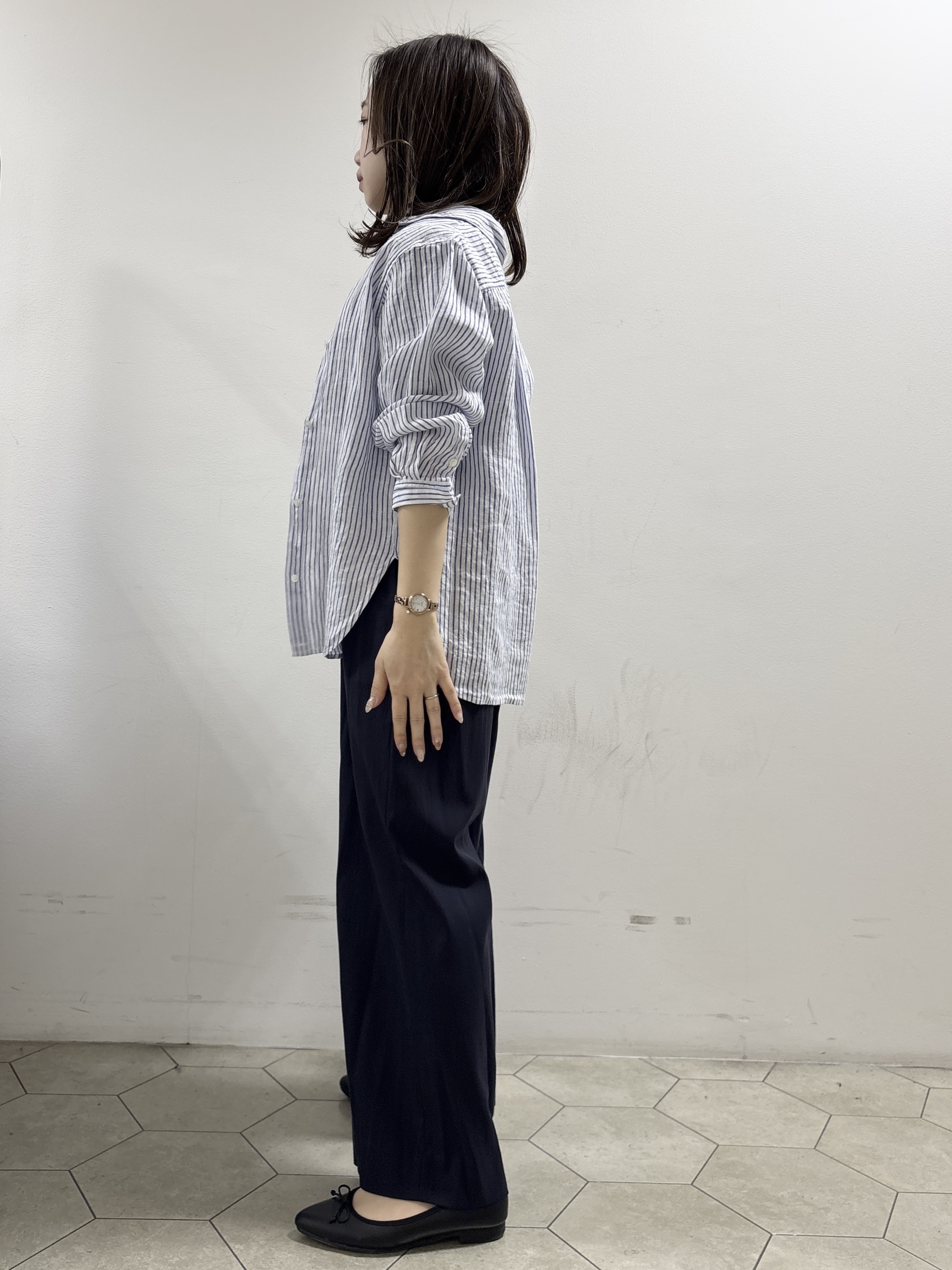 kahoさんの「INDIVI｜【接触冷感／2WAY】カシュクールリネンシャツ」を使ったコーディネート