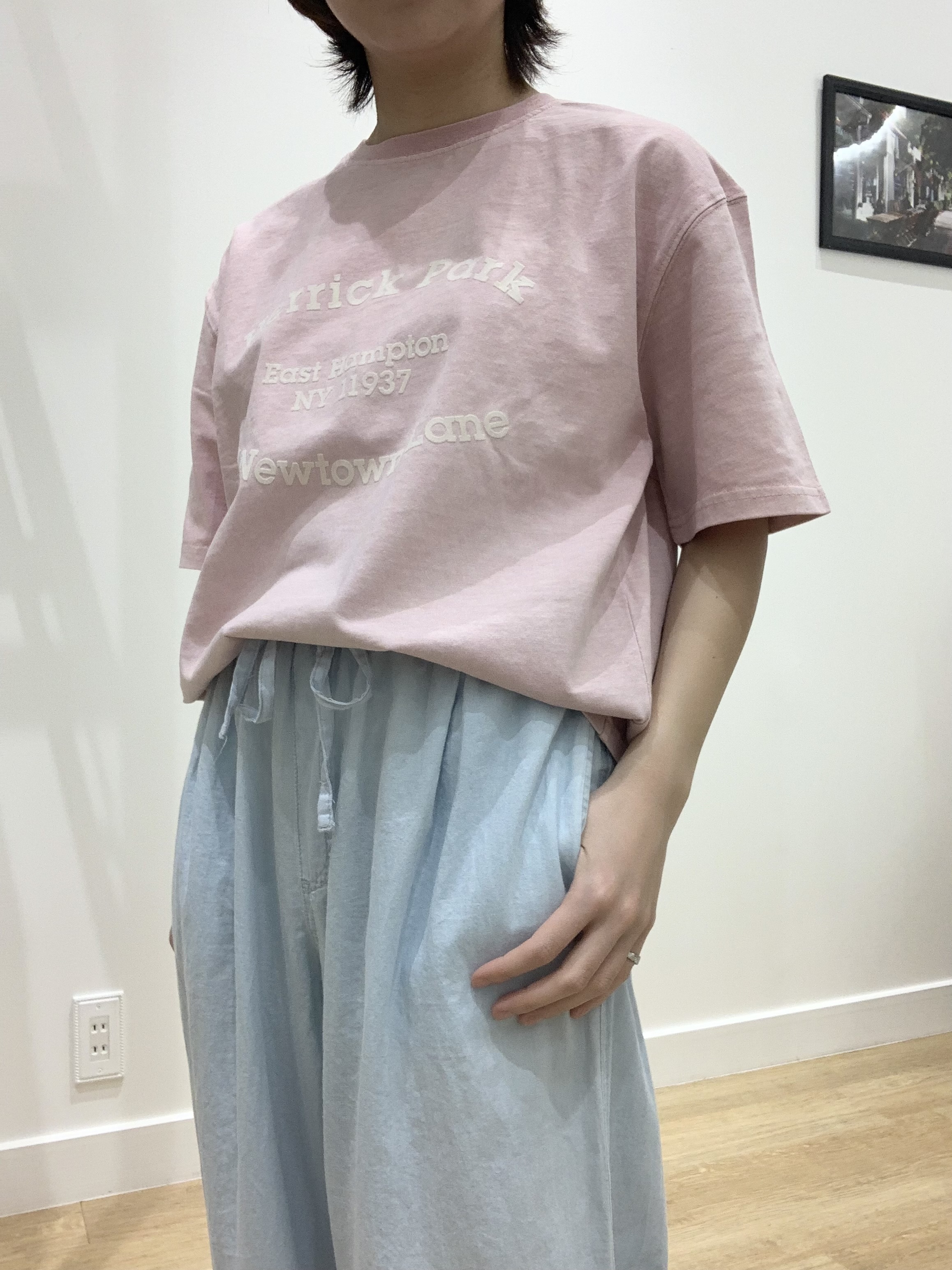 IMARIさんの「Dessin｜【ユニセックス/洗える】ピグメントロゴTシャツ」を使ったコーディネート