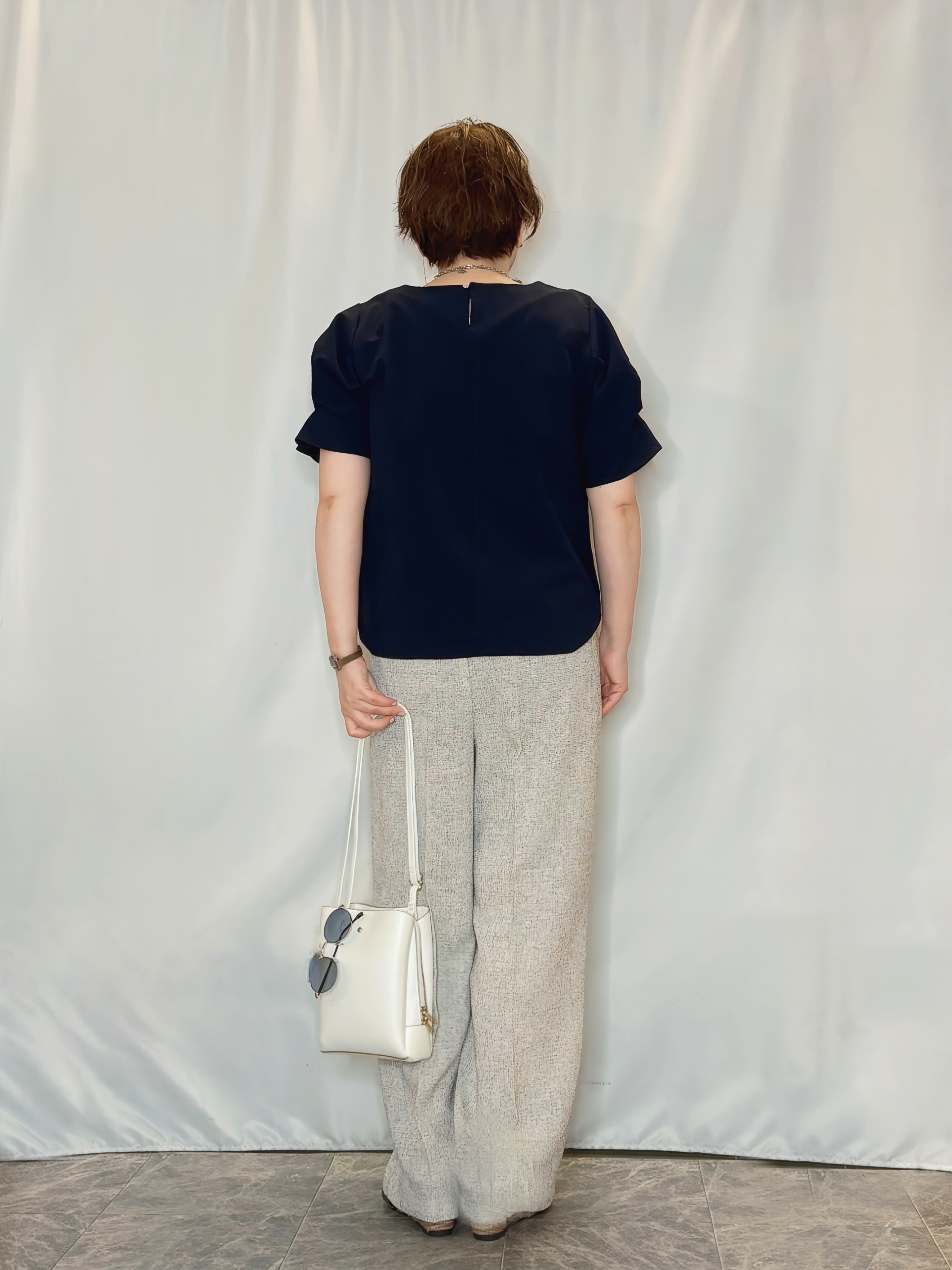 たみさんの「SHOO･LA･RUE｜【洗濯後しわになりにくい/UV/S-LL】二の腕隠れる 吸水速乾お袖タックブラウス」を使ったコーディネート
