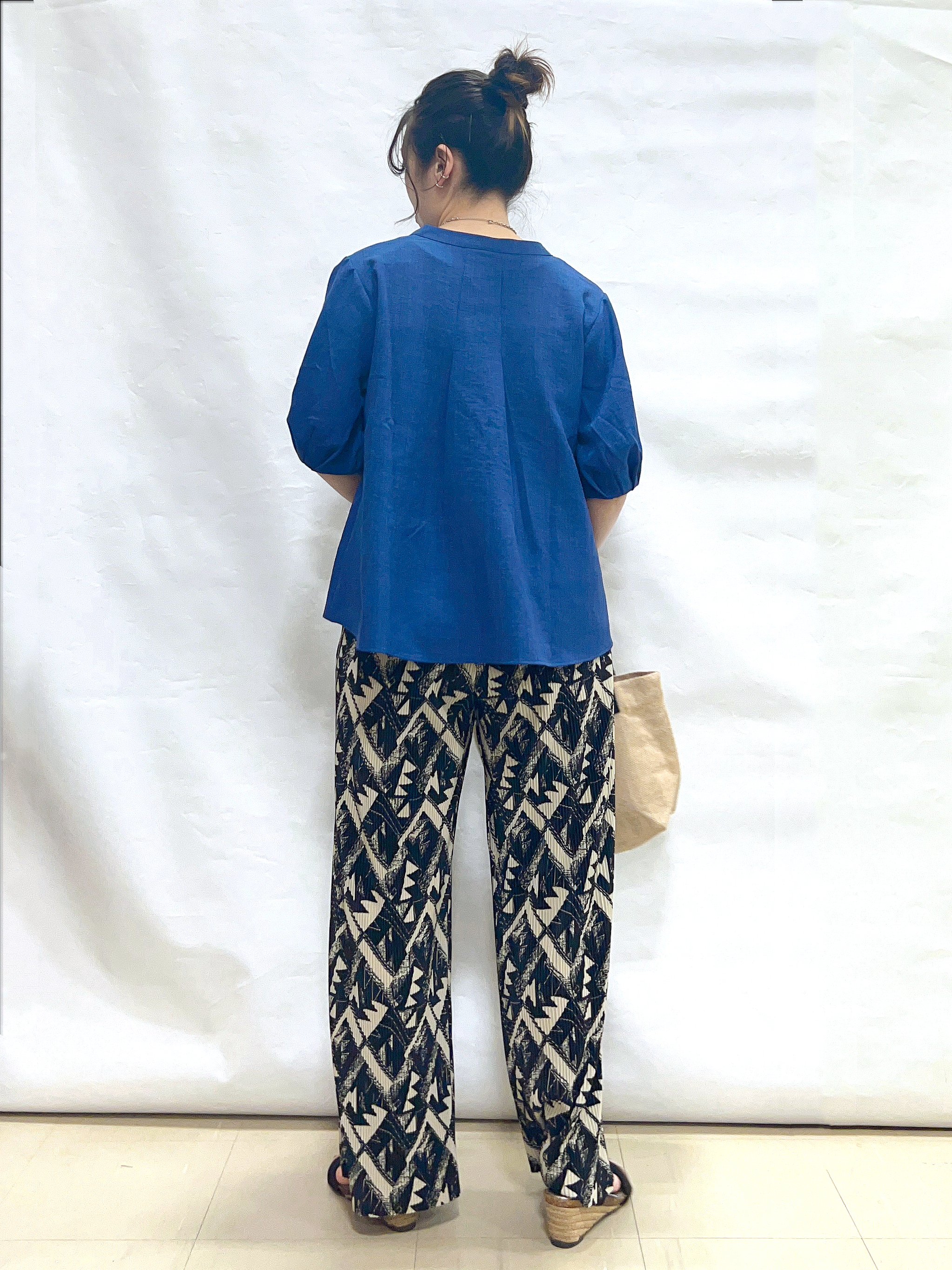 まっつんさんの「SHOO･LA･RUE｜【高レビュー】片手で履けるサンダル　シューダル26SS」を使ったコーディネート