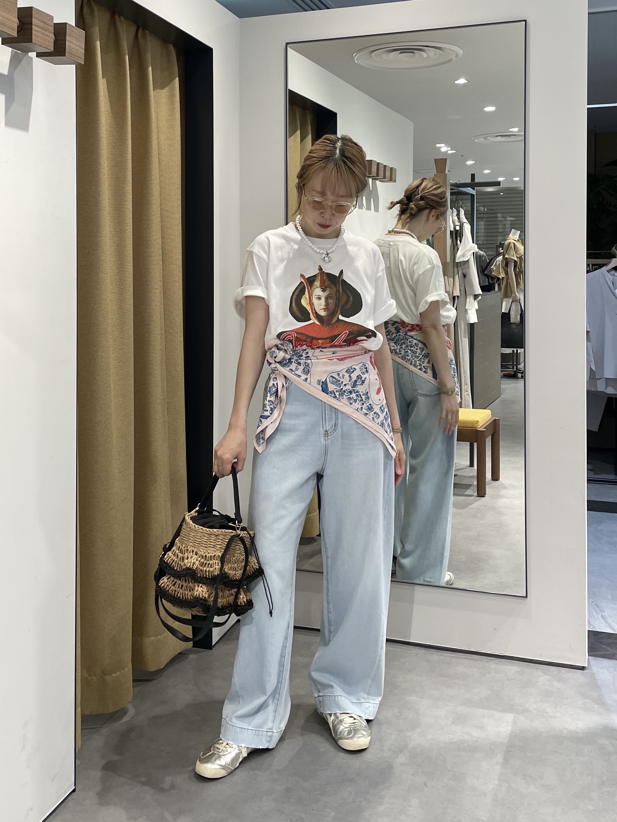 mikuさんの「INDIVI｜【GOODROCKSPEED】QUEEN AMIDALA ／ Print T－Shirt」を使ったコーディネート