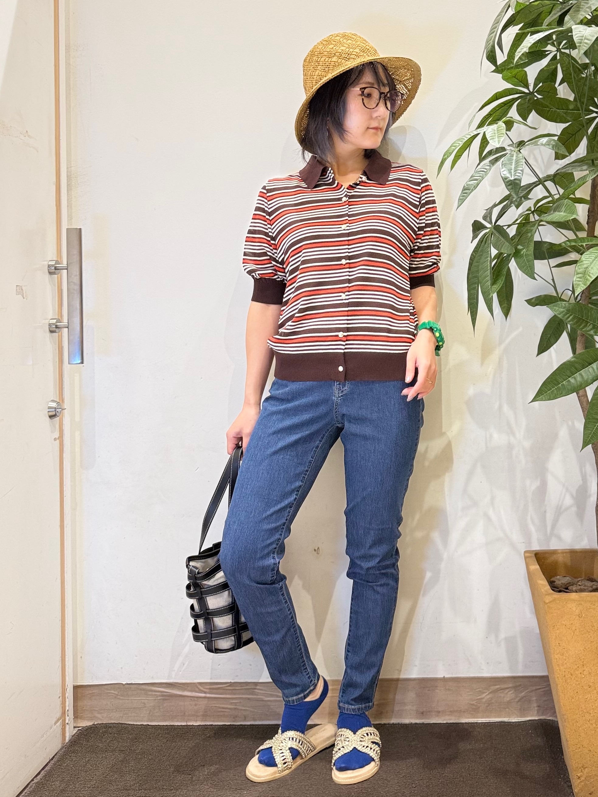 misakiさんの「SHOO･LA･RUE｜【S-LL/洗濯機可】ほんのりシアーの襟付きニットカーディガン」を使ったコーディネート