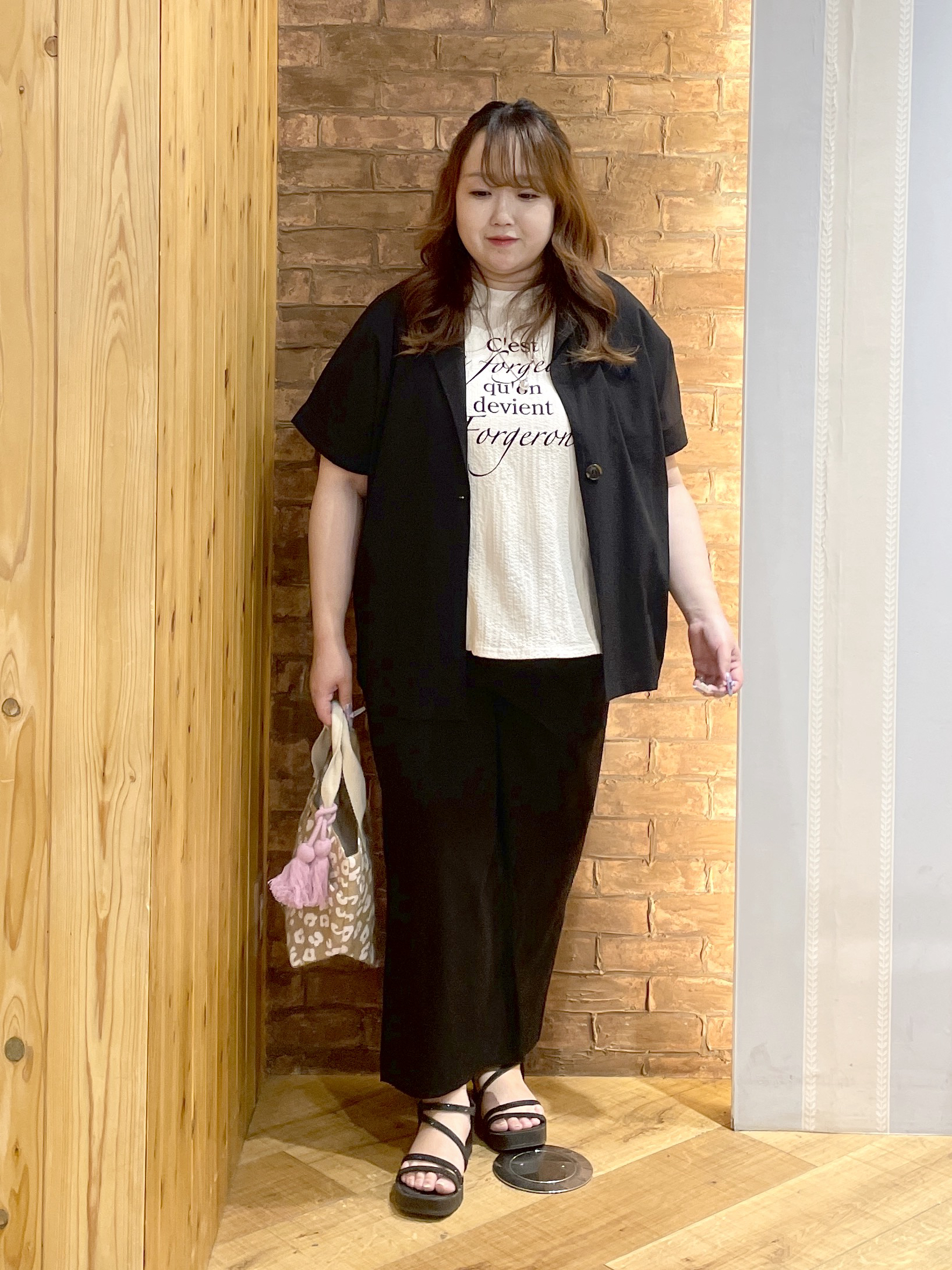Risaさんの「SHOO･LA･RUE｜【高レビュー/洗濯機可/セットアップ可】軽凛(かろりん) 半袖ジャケット」を使ったコーディネート