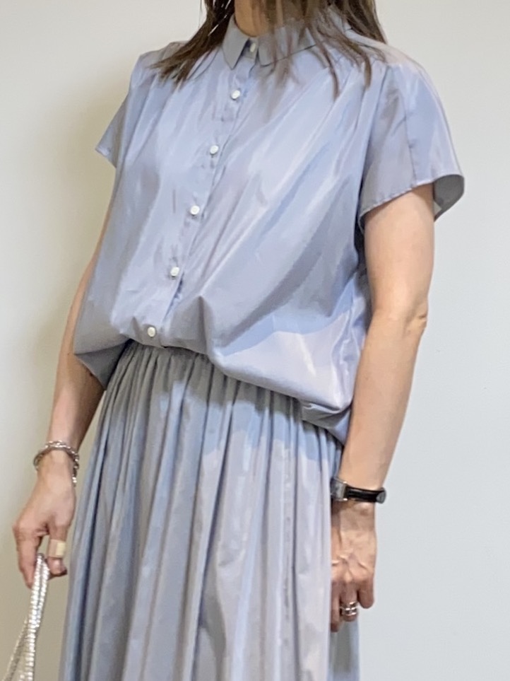 tomoさんの「UNTITLED｜【7色展開/ゆったり/ショート丈】シアートリコットカーディガン」を使ったコーディネート