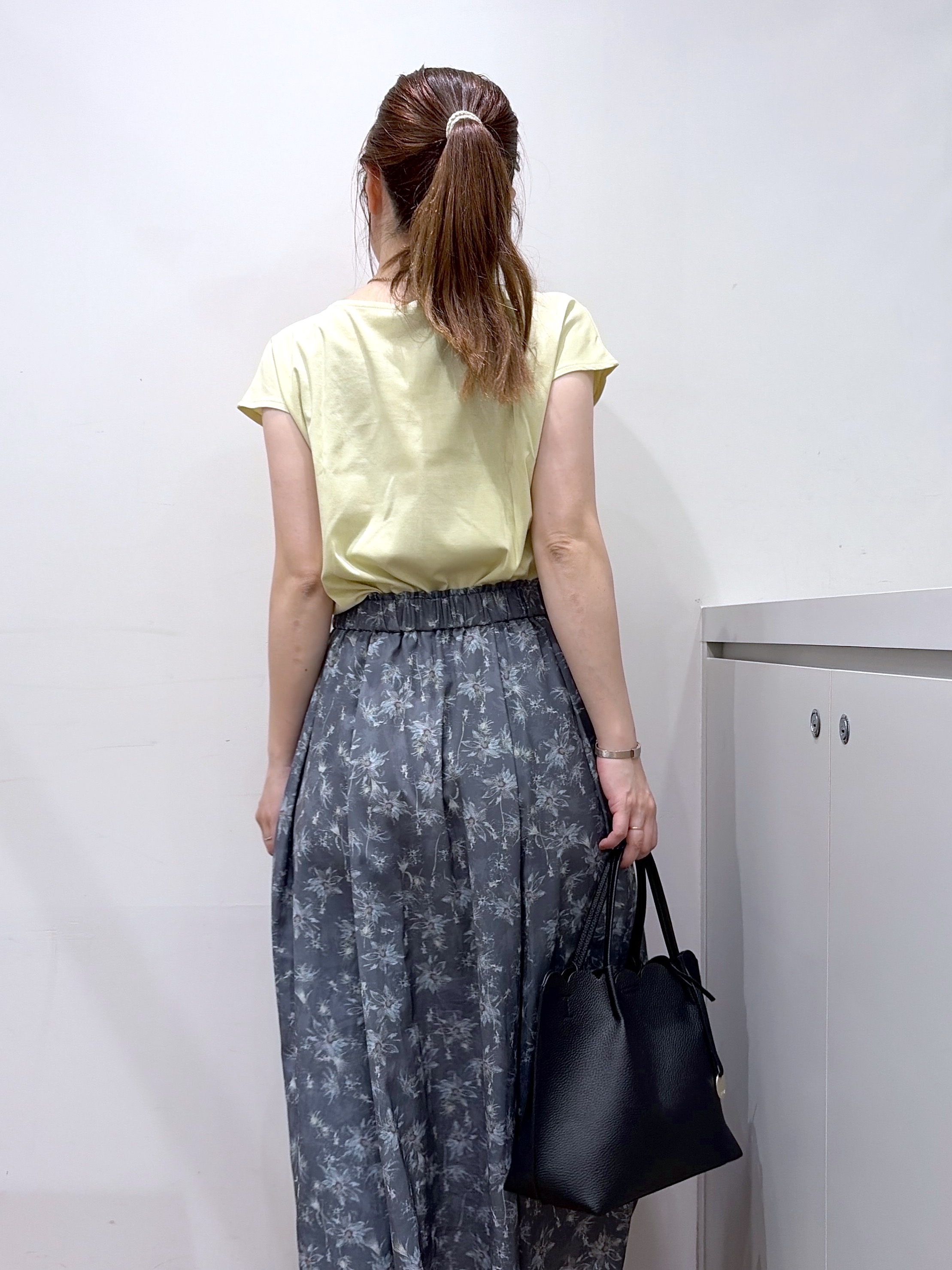 Junさんの「index｜【接触冷感】ビジューキーネックフレンチトップス《UVケア／洗濯機OK／XS～3L／8col》」を使ったコーディネート