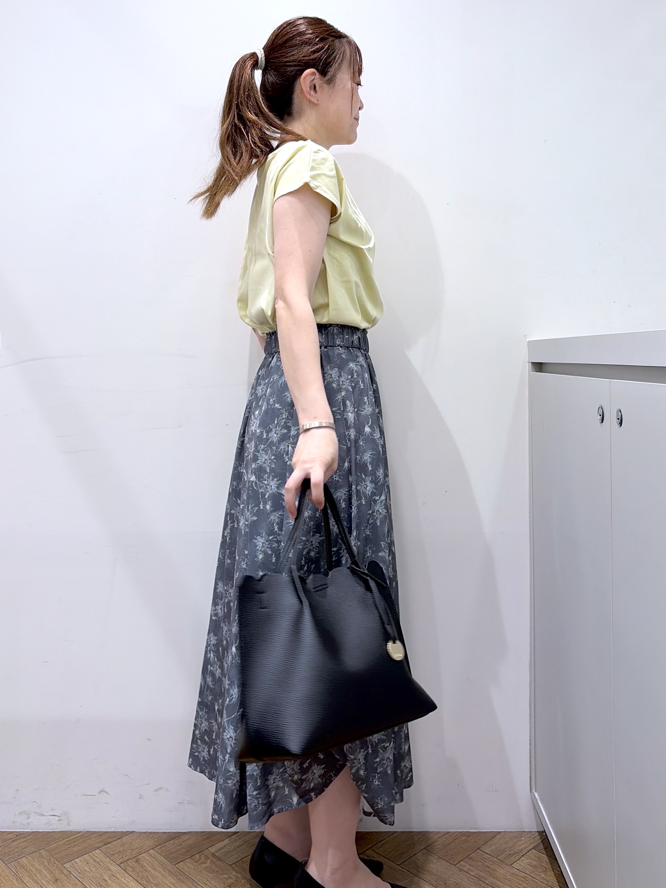 Junさんの「index｜【接触冷感】ビジューキーネックフレンチトップス《UVケア／洗濯機OK／XS～3L／8col》」を使ったコーディネート
