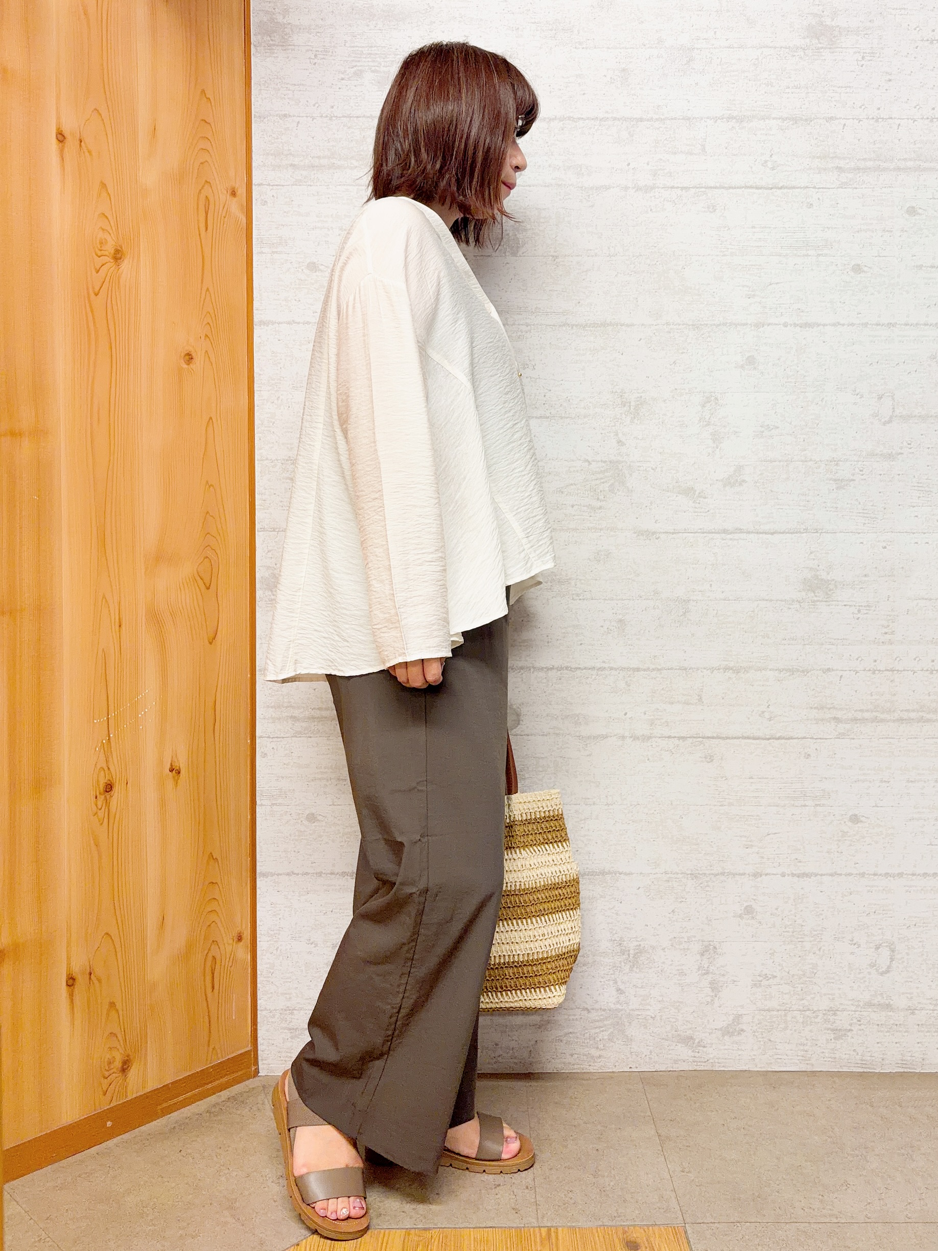 yocchiさんの「SHOO･LA･RUE｜【前後2WAY/洗濯機可/S-LL】レースデザインタンクトップ」を使ったコーディネート