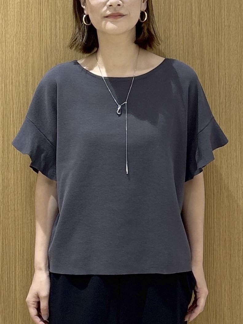 たけねぇさんの「OPAQUE.CLIP｜【UV／遮熱性】フリルスリーブニット《7col／洗濯機OK》」を使ったコーディネート