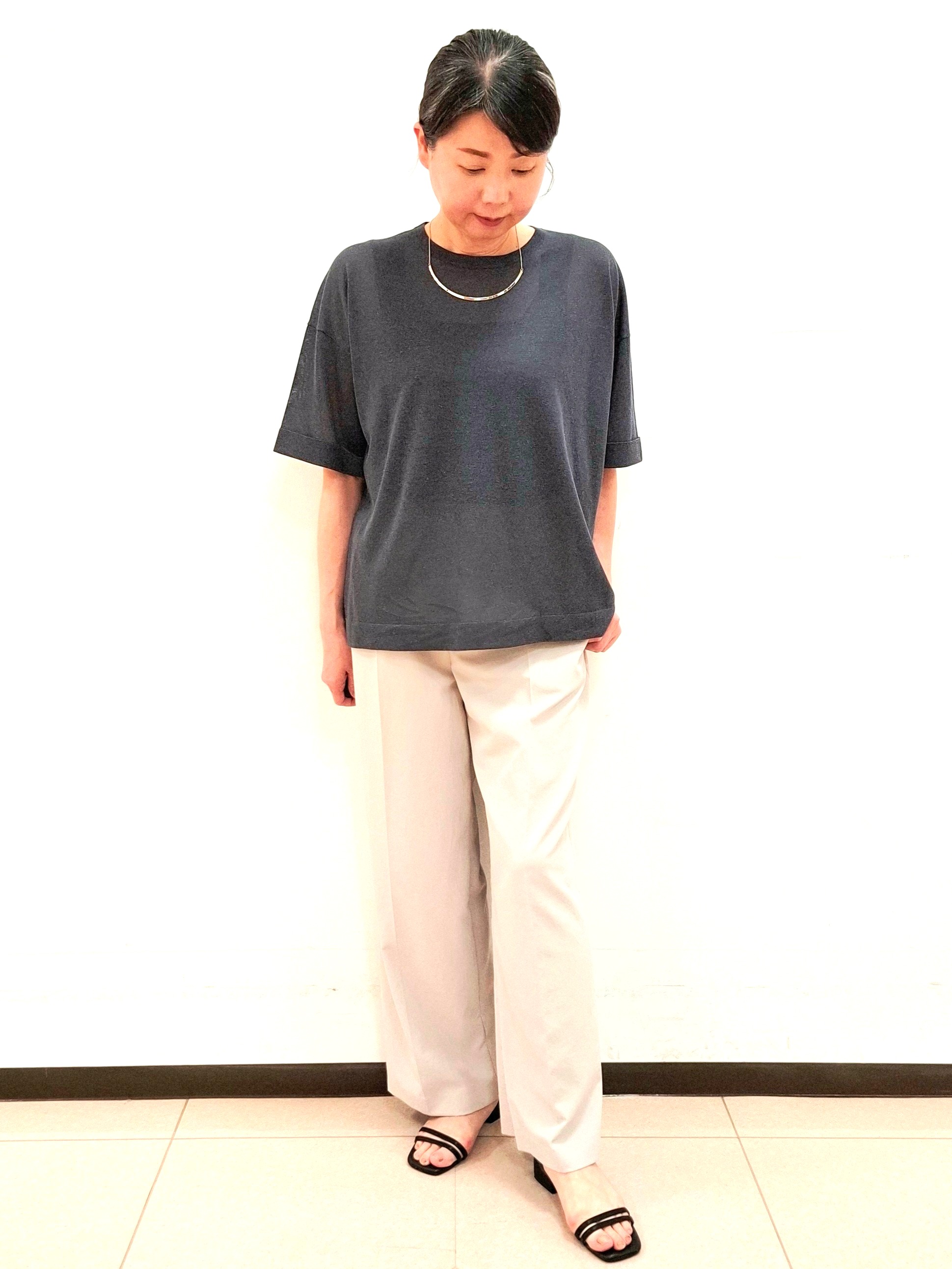 ねぎさんの「UNTITLED｜【アンサンブル可/シアー】リネンエステルカーディガン」を使ったコーディネート