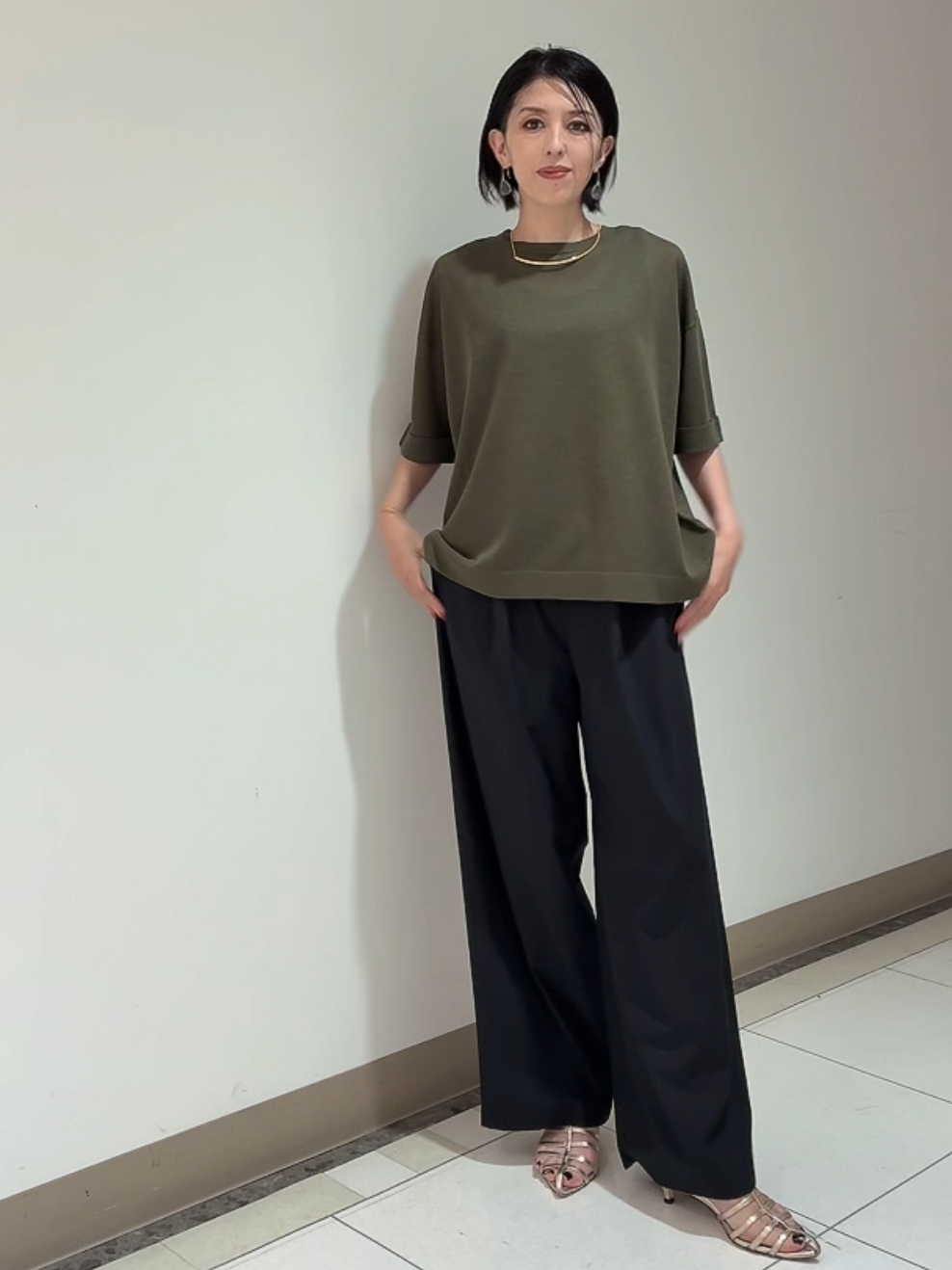 環さんの「UNTITLED｜【アンサンブル可/Tシャツ風/ゆったり】リラックスニットトップス」を使ったコーディネート