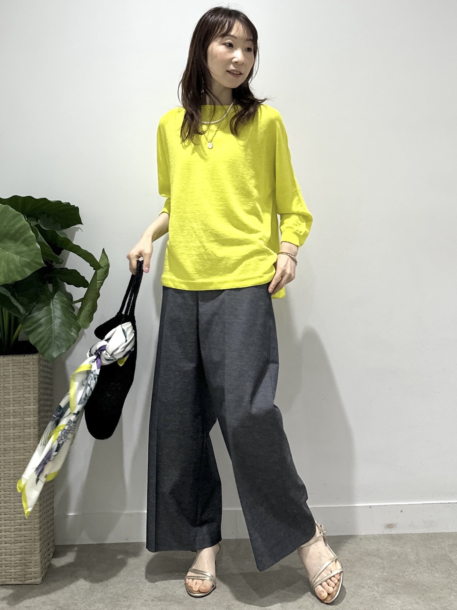 Miwaさんの「UNTITLED｜【ゆったり/リラクシー】リネンボートネックプルオーバー」を使ったコーディネート