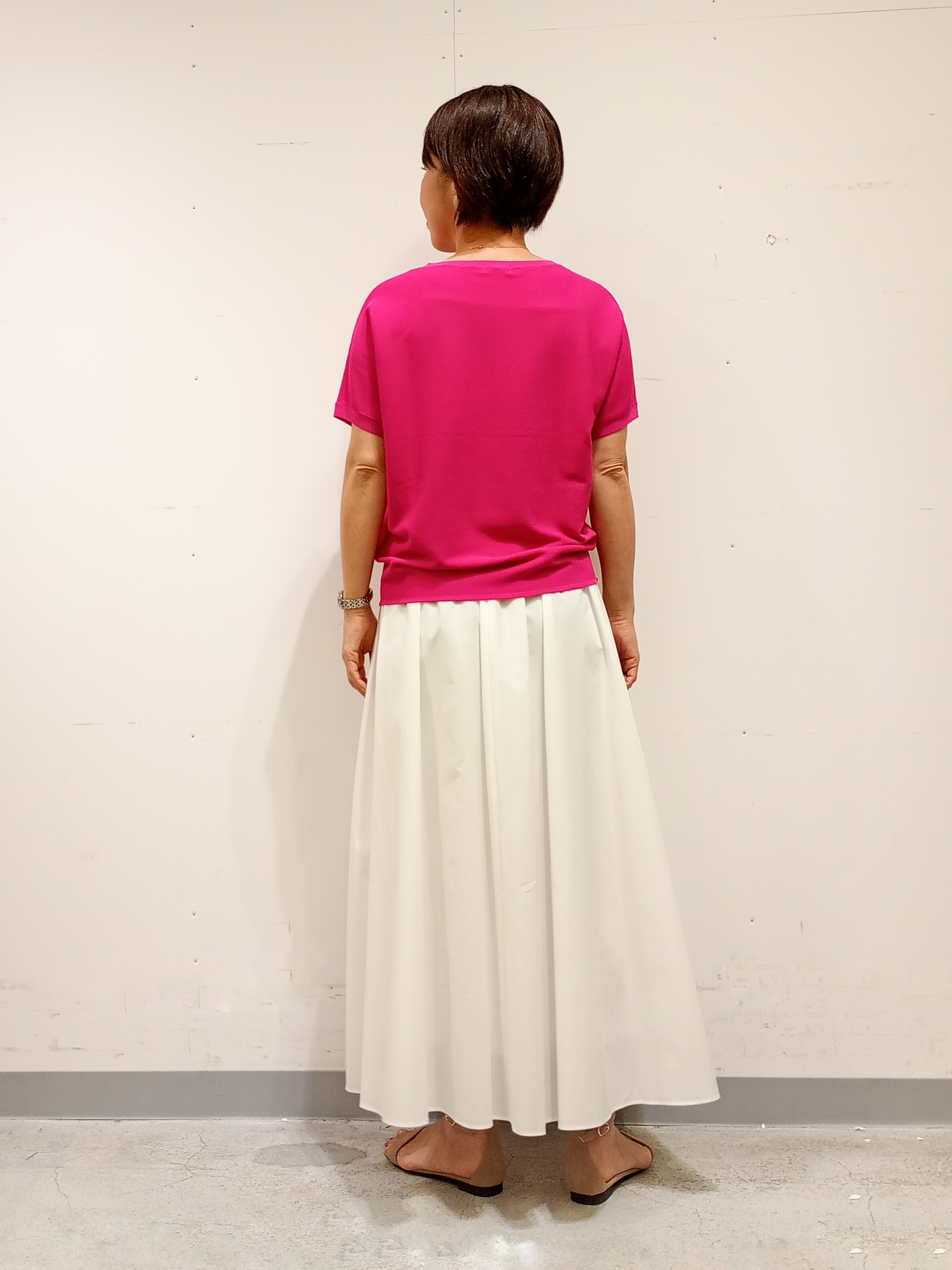 Kさんの「INDIVI｜【洗える】ガーター編みVネックニットT」を使ったコーディネート