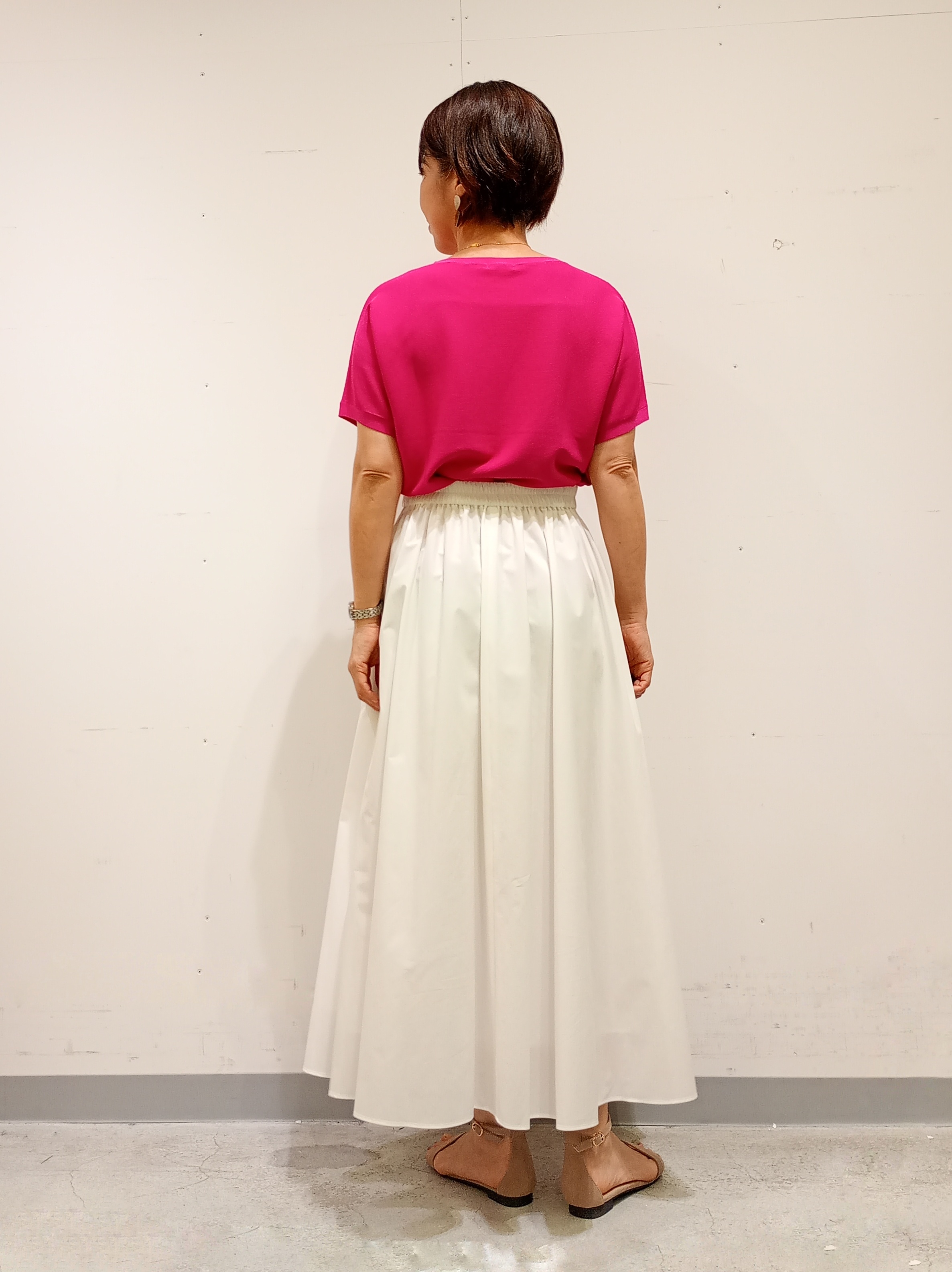 Kさんの「INDIVI｜【洗える】ガーター編みVネックニットT」を使ったコーディネート