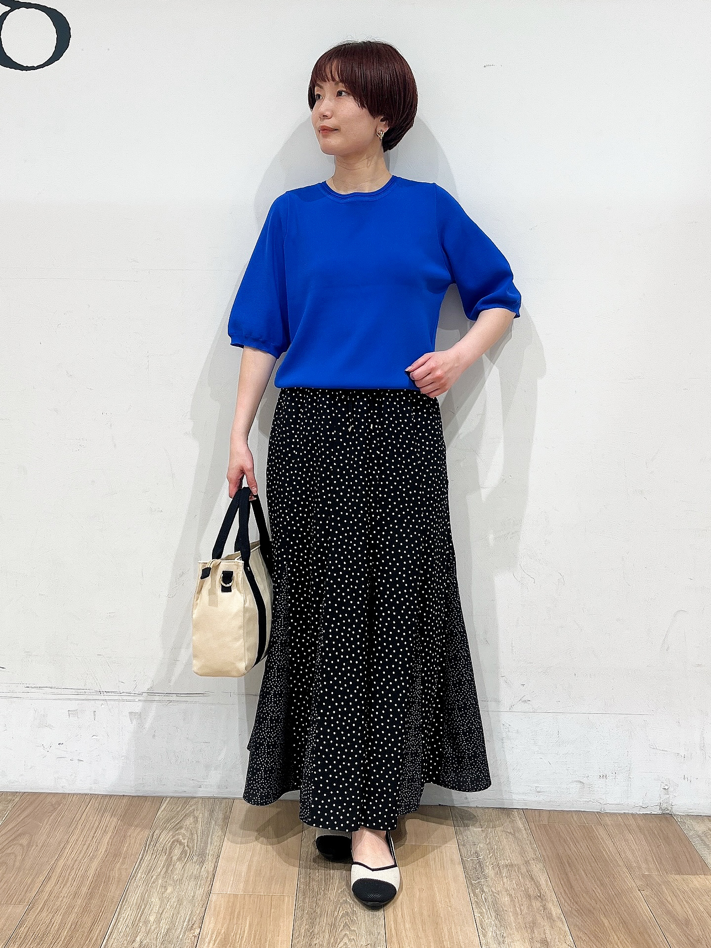 山さんさんの「grove｜ラメメッシュキーネックカーディガン」を使ったコーディネート