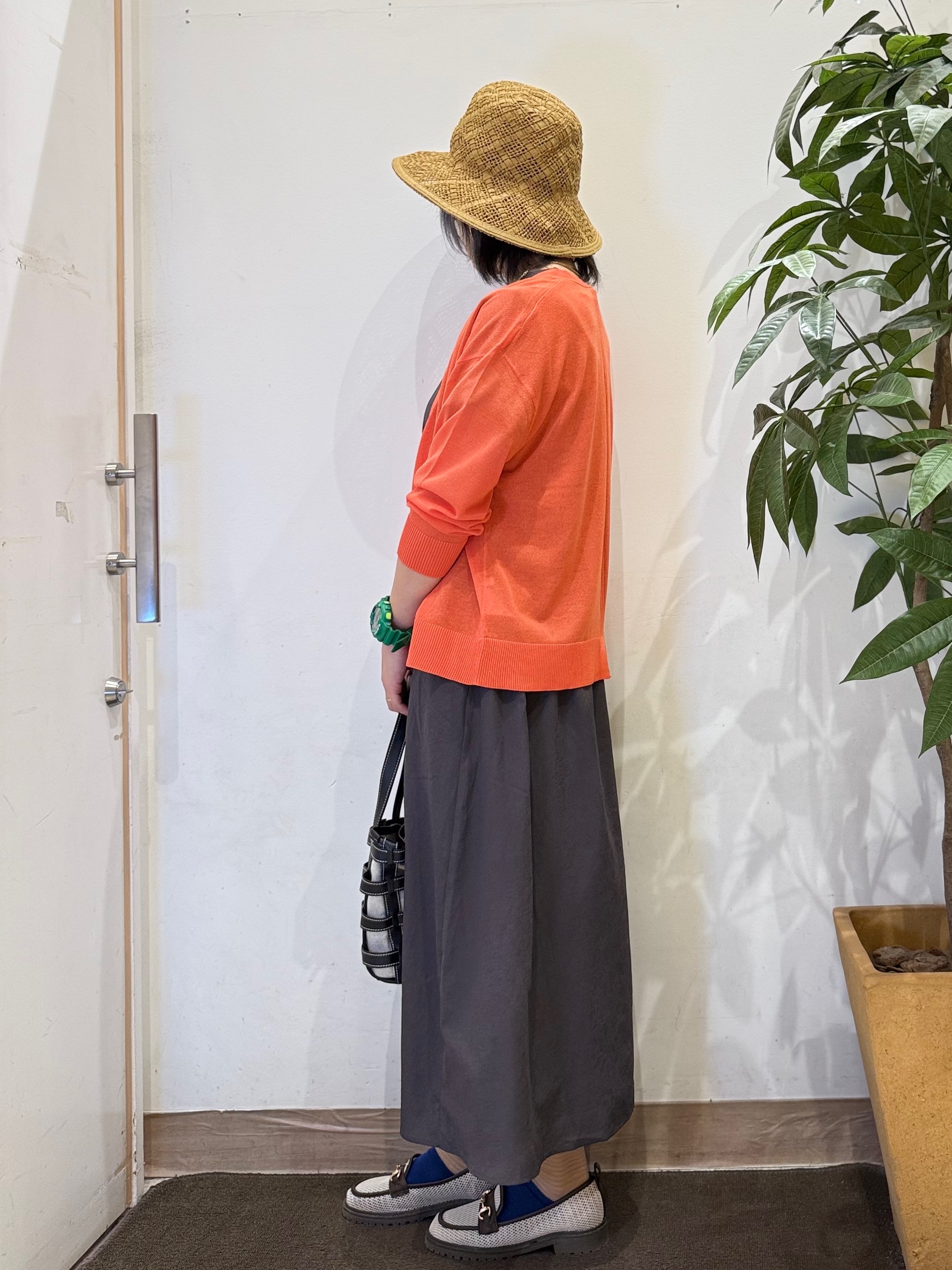 misakiさんの「SHOO･LA･RUE｜【洗濯機可/S-LL】オンにもオフにも マルチに使えるボタンレスカーディガン」を使ったコーディネート