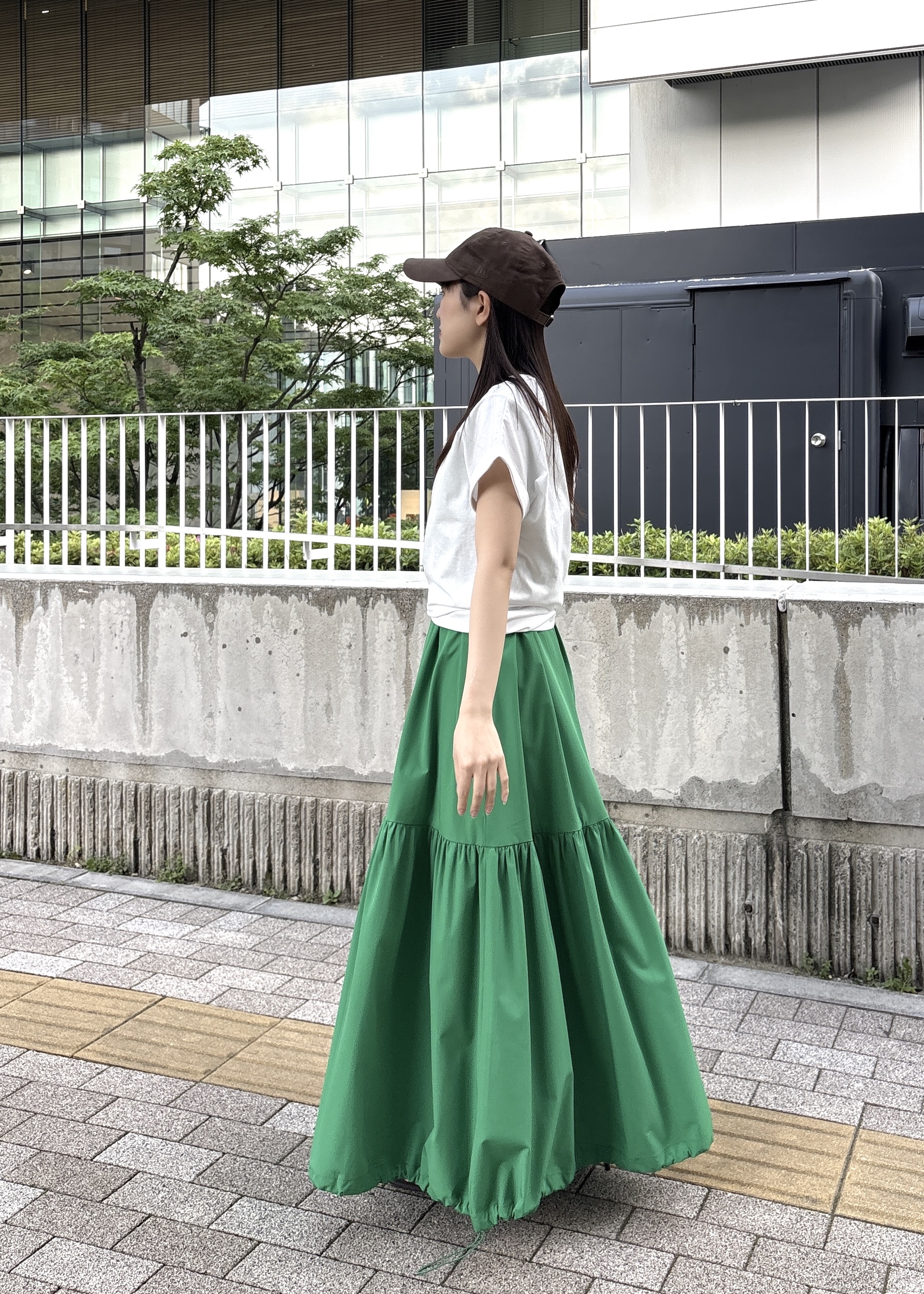 Renoさんの「INDIVI｜刺繍フレーズTシャツ【再入荷】」を使ったコーディネート