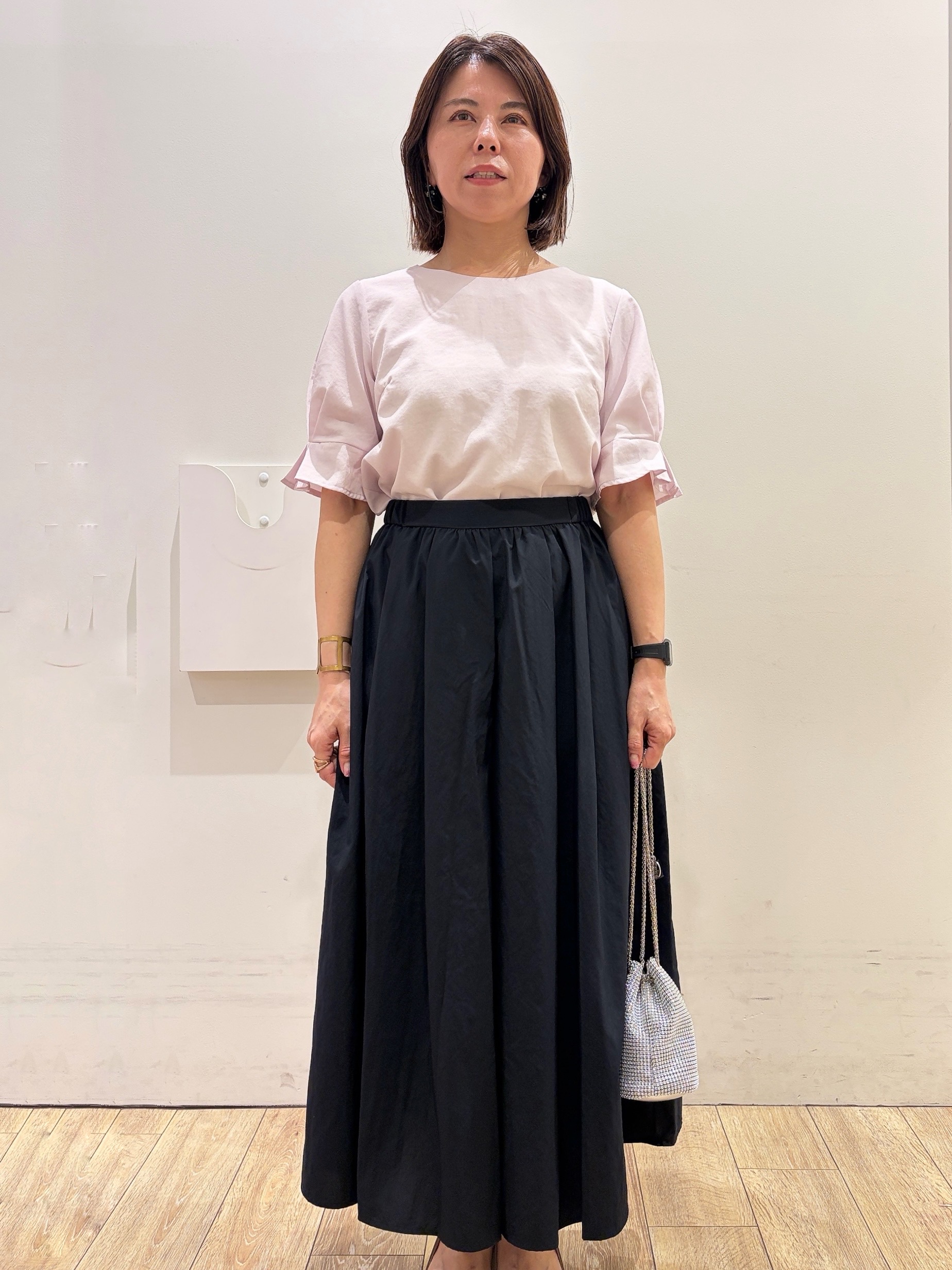 YUKOさんの「index｜【接触冷感／吸水速乾】タックパフスリーブブラウス《防シワ／洗濯機OK／XS～3L／8col》」を使ったコーディネート