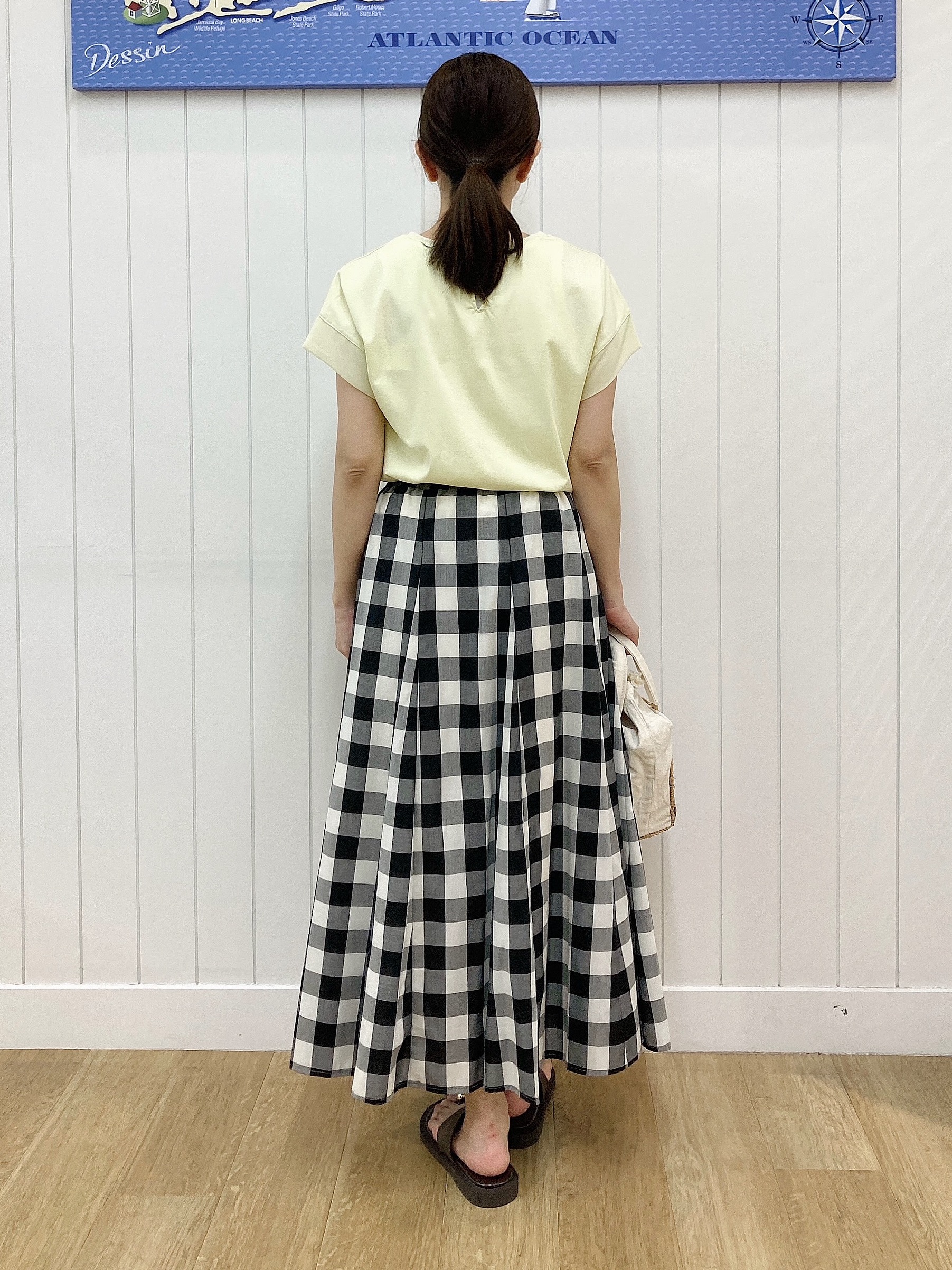 yoshiさんの「Dessin｜【UVカット/接触冷感】美光沢カットソー」を使ったコーディネート