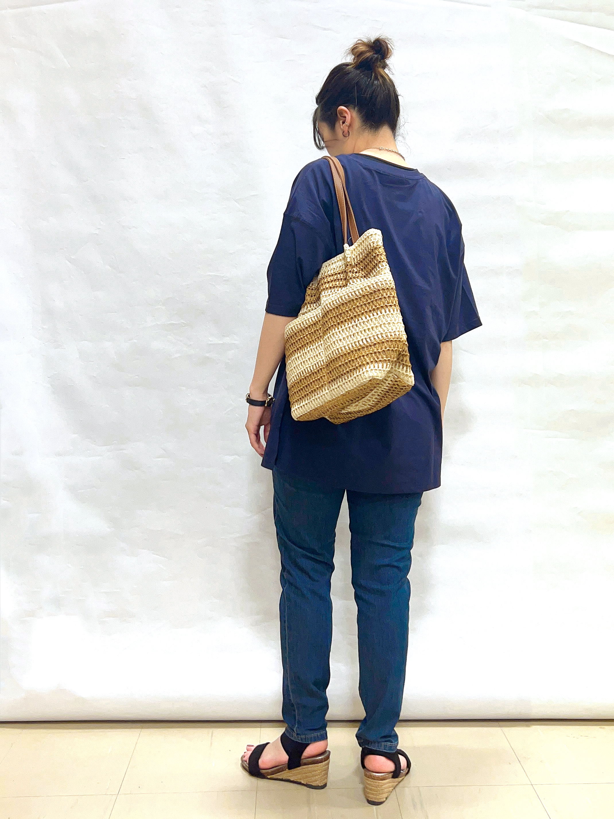 まっつんさんの「SHOO･LA･RUE｜【体型カバー】ゆるっとBIGアソートTシャツ」を使ったコーディネート