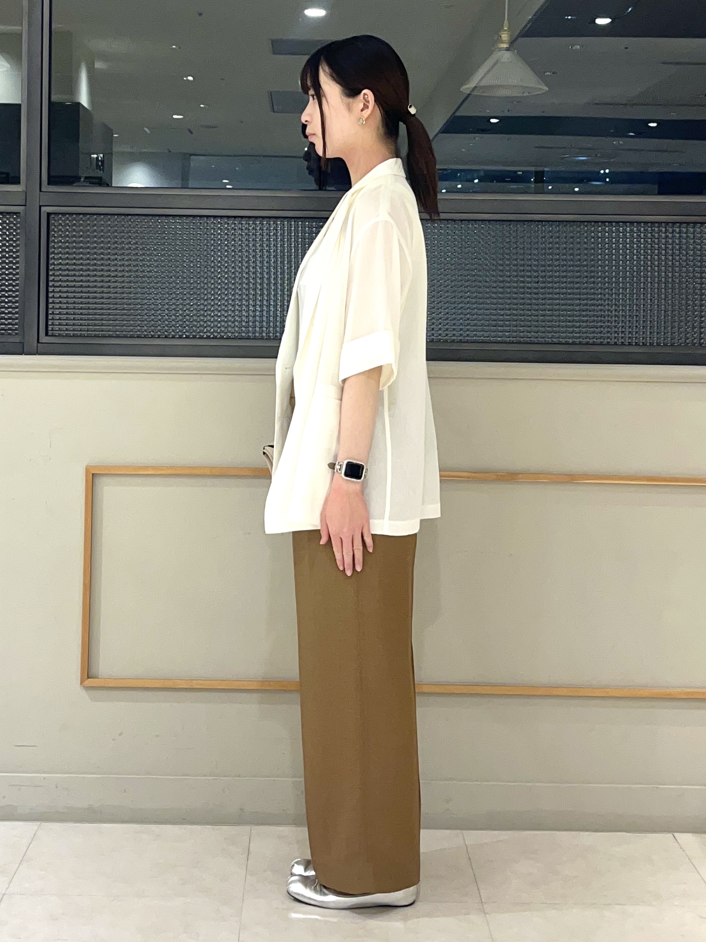 kumiさんの「INDIVI｜【洗える／メッシュ素材／SETUP可能】半袖シアージャケット」を使ったコーディネート