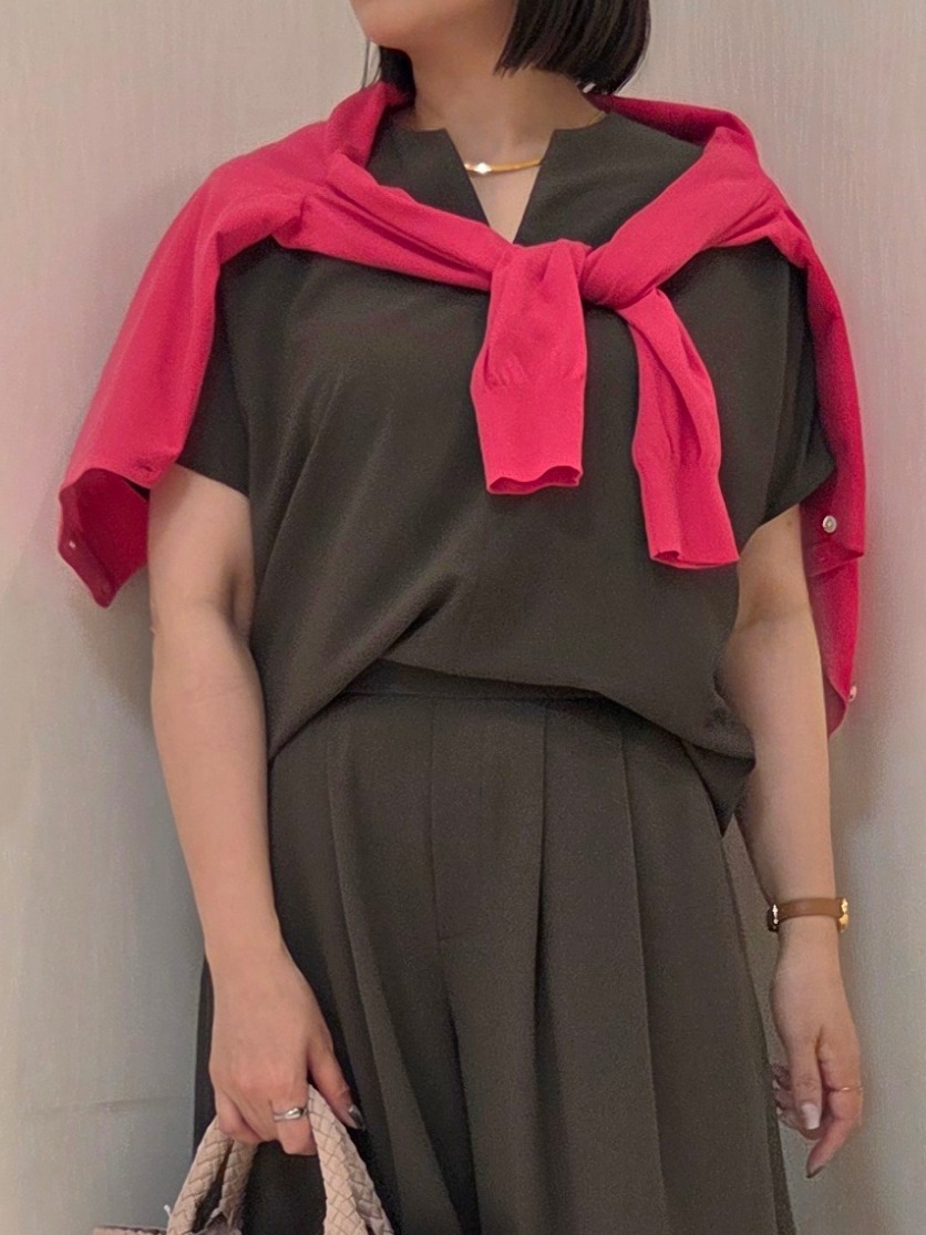naokoさんの「UNTITLED｜◆【9色展開/アンサンブル可】コットンクルーネックカーディガン」を使ったコーディネート