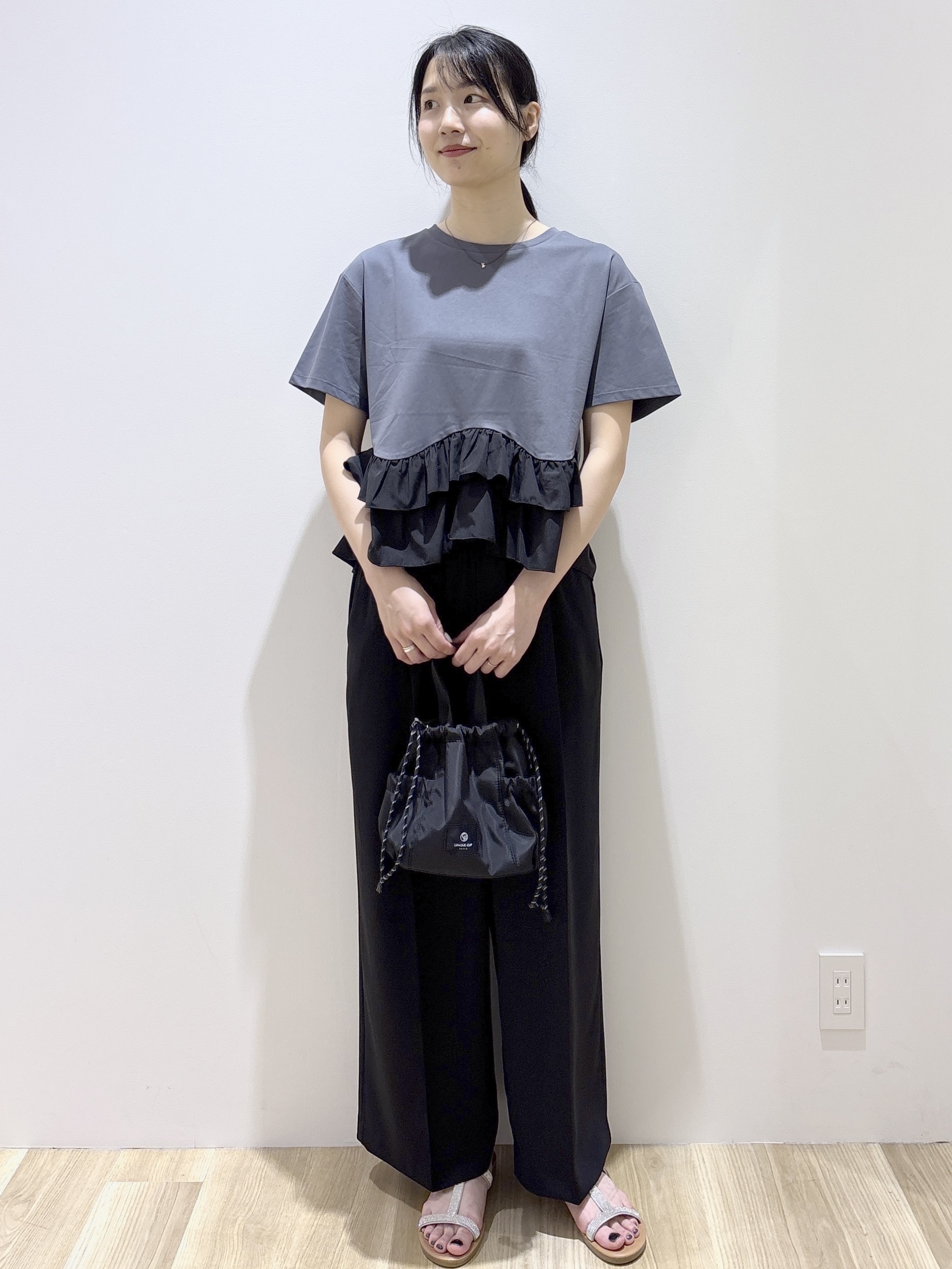 sachikoさんの「OPAQUE.CLIP｜裾フリルドッキングTシャツ【洗濯機OK】」を使ったコーディネート