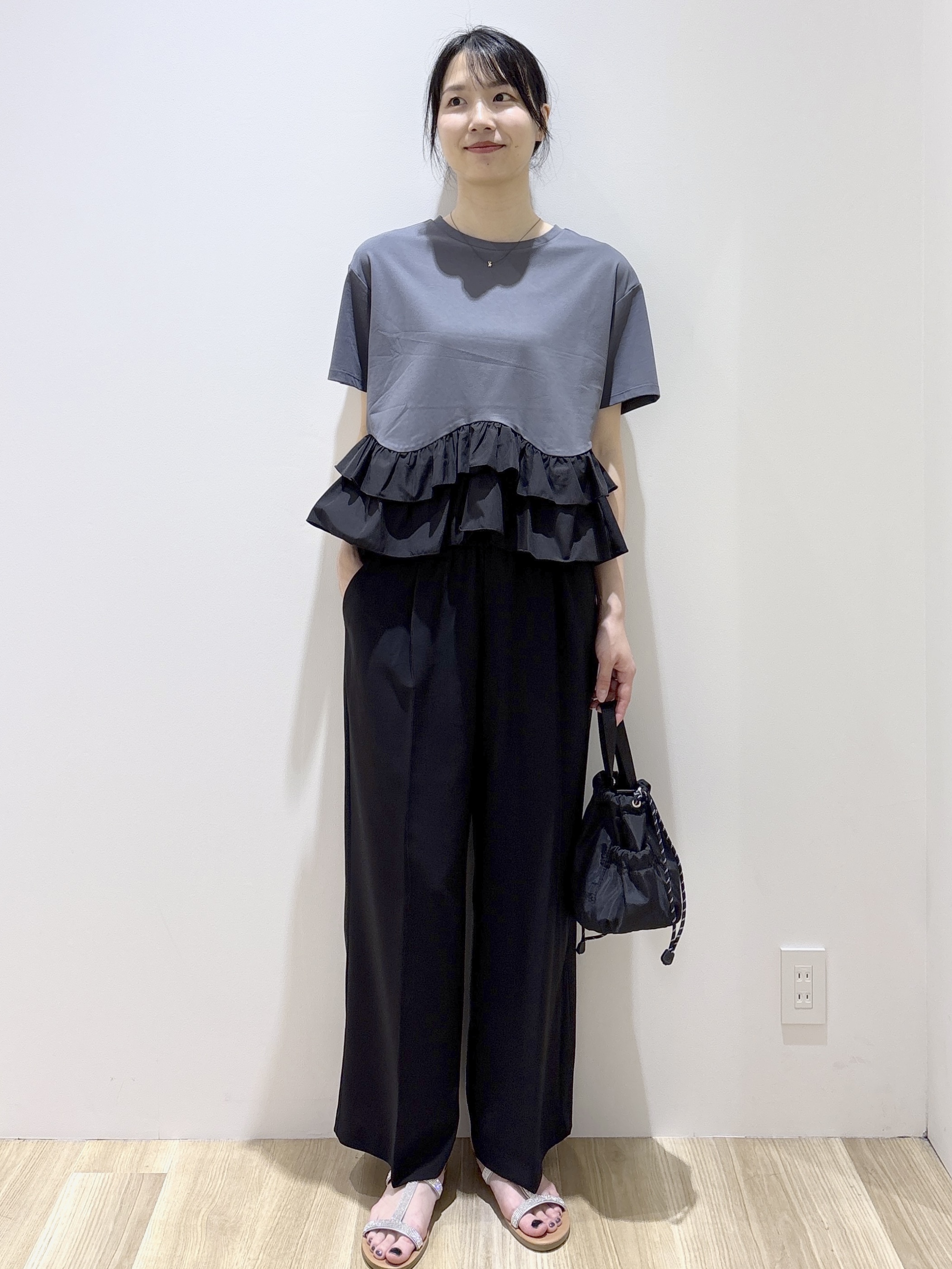 sachikoさんの「OPAQUE.CLIP｜裾フリルドッキングTシャツ【洗濯機OK】」を使ったコーディネート