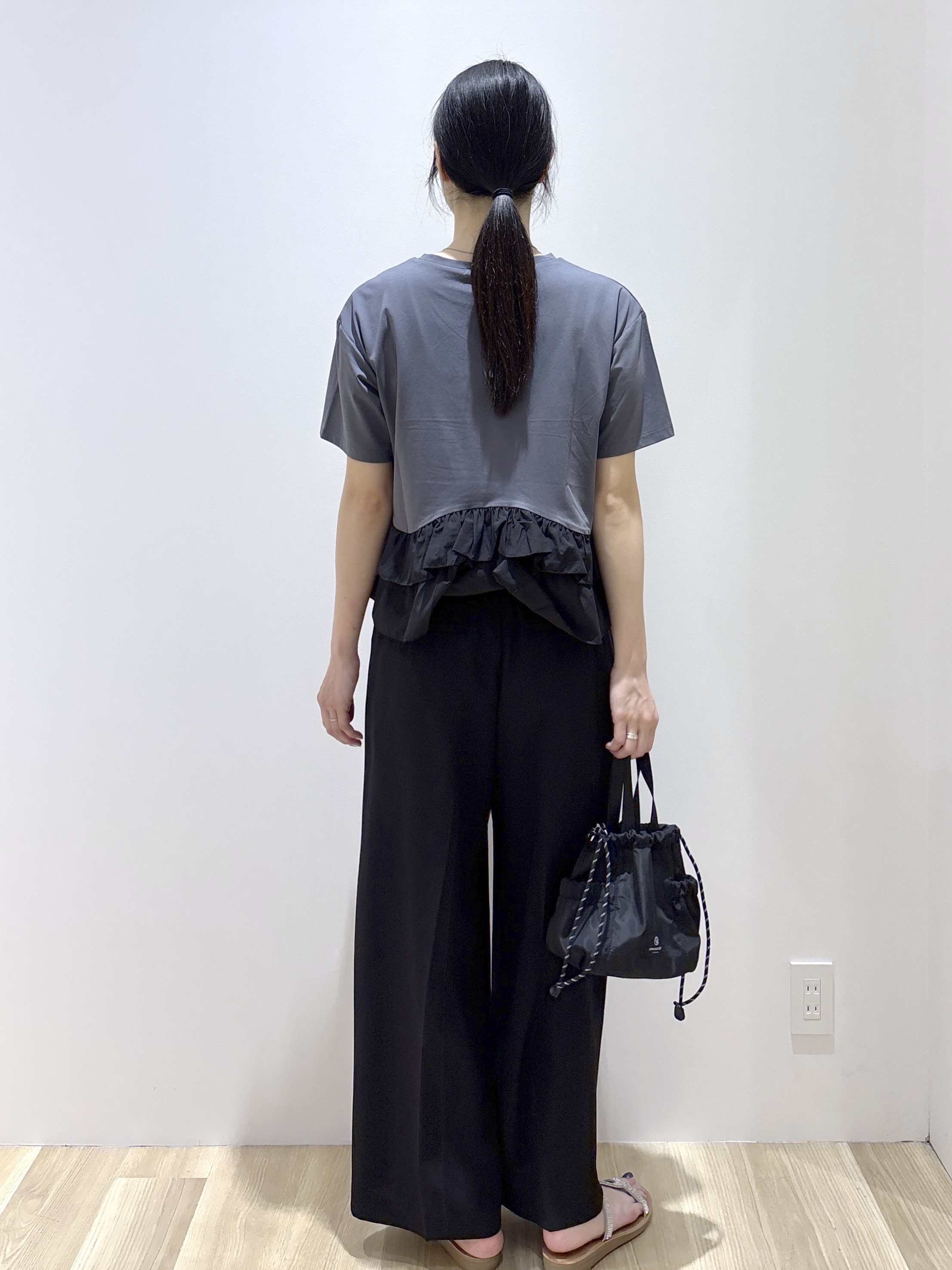sachikoさんの「OPAQUE.CLIP｜裾フリルドッキングTシャツ【洗濯機OK】」を使ったコーディネート