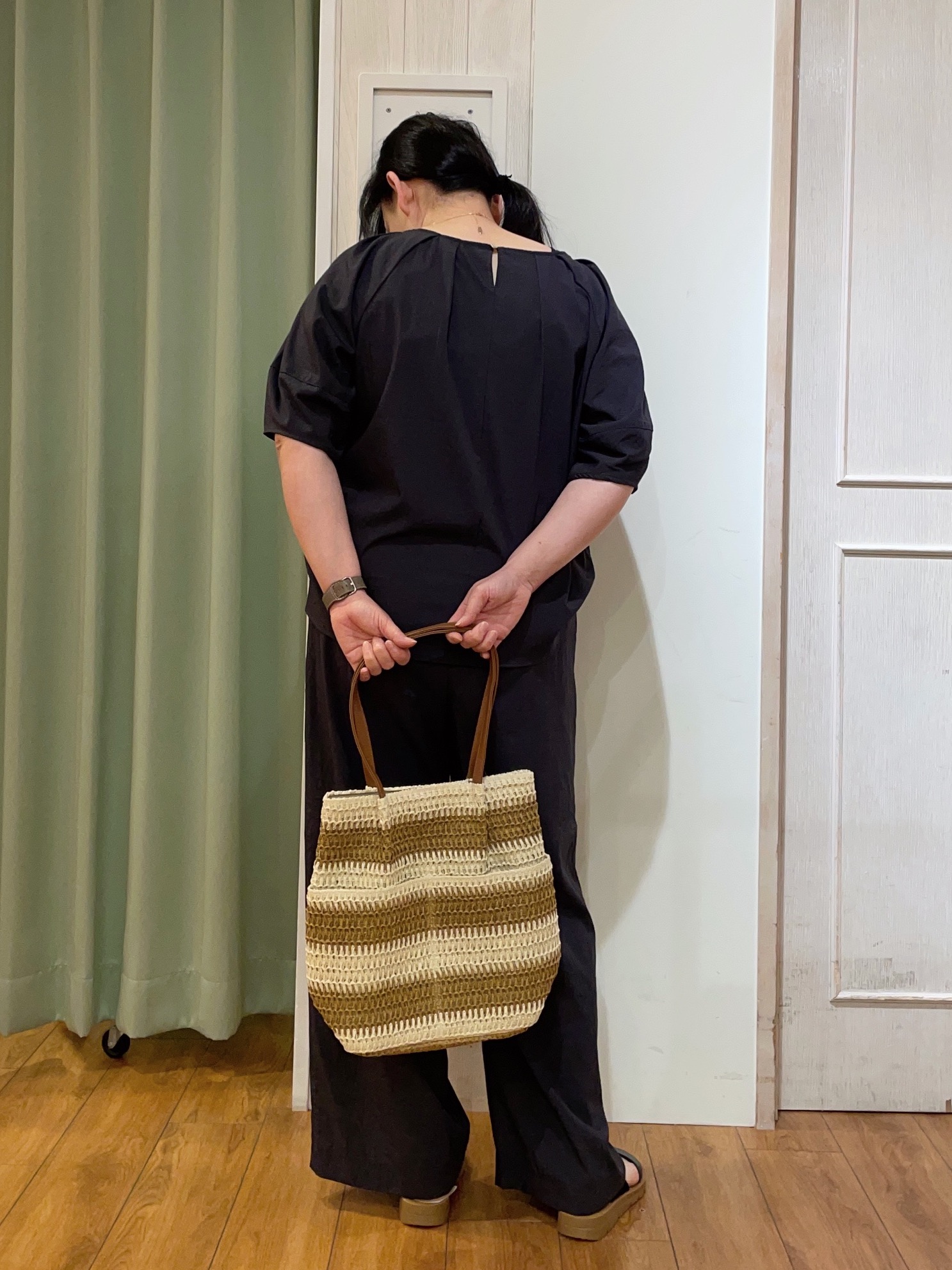 ke-yさんの「SHOO･LA･RUE｜【S-LL/洗濯機可/セットアップ可】軽凛(かろりん) タックブラウス」を使ったコーディネート