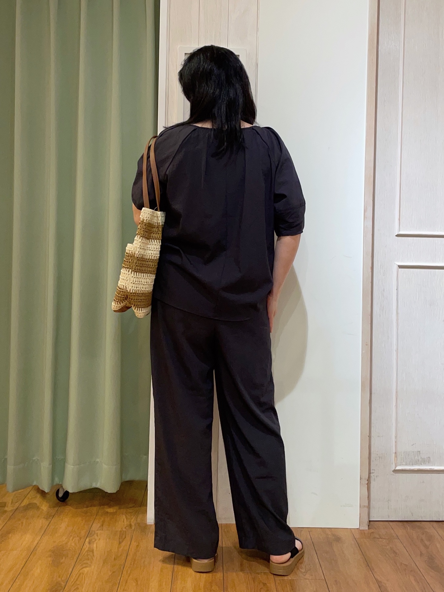 ke-yさんの「SHOO･LA･RUE｜【S-LL/洗濯機可/セットアップ可】軽凛(かろりん) タックブラウス」を使ったコーディネート
