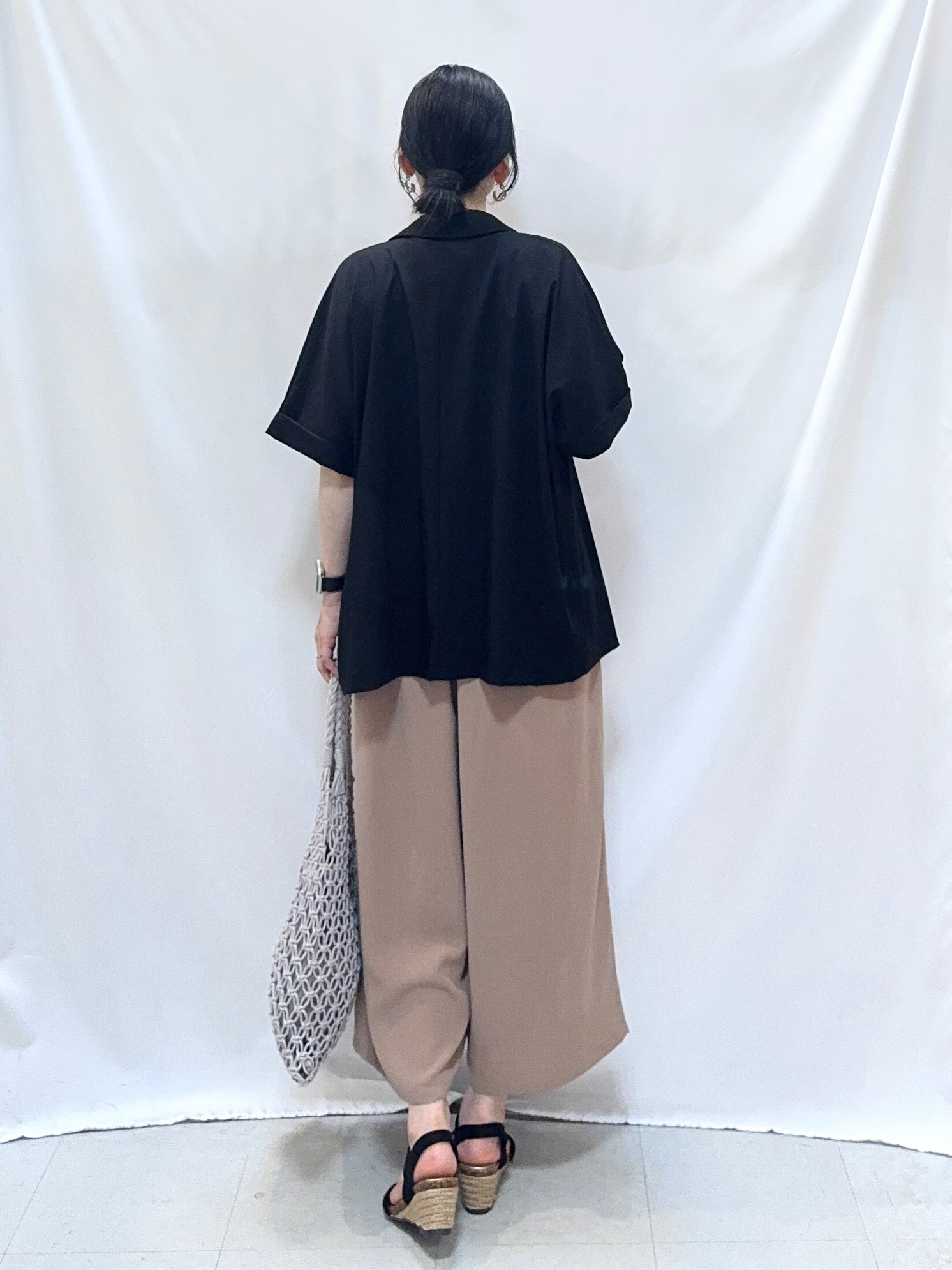 𝐇𝐢𝐫𝐨𝐦𝐢さんの「SHOO･LA･RUE｜【高レビュー/洗濯機可/セットアップ可】軽凛(かろりん) 半袖ジャケット」を使ったコーディネート