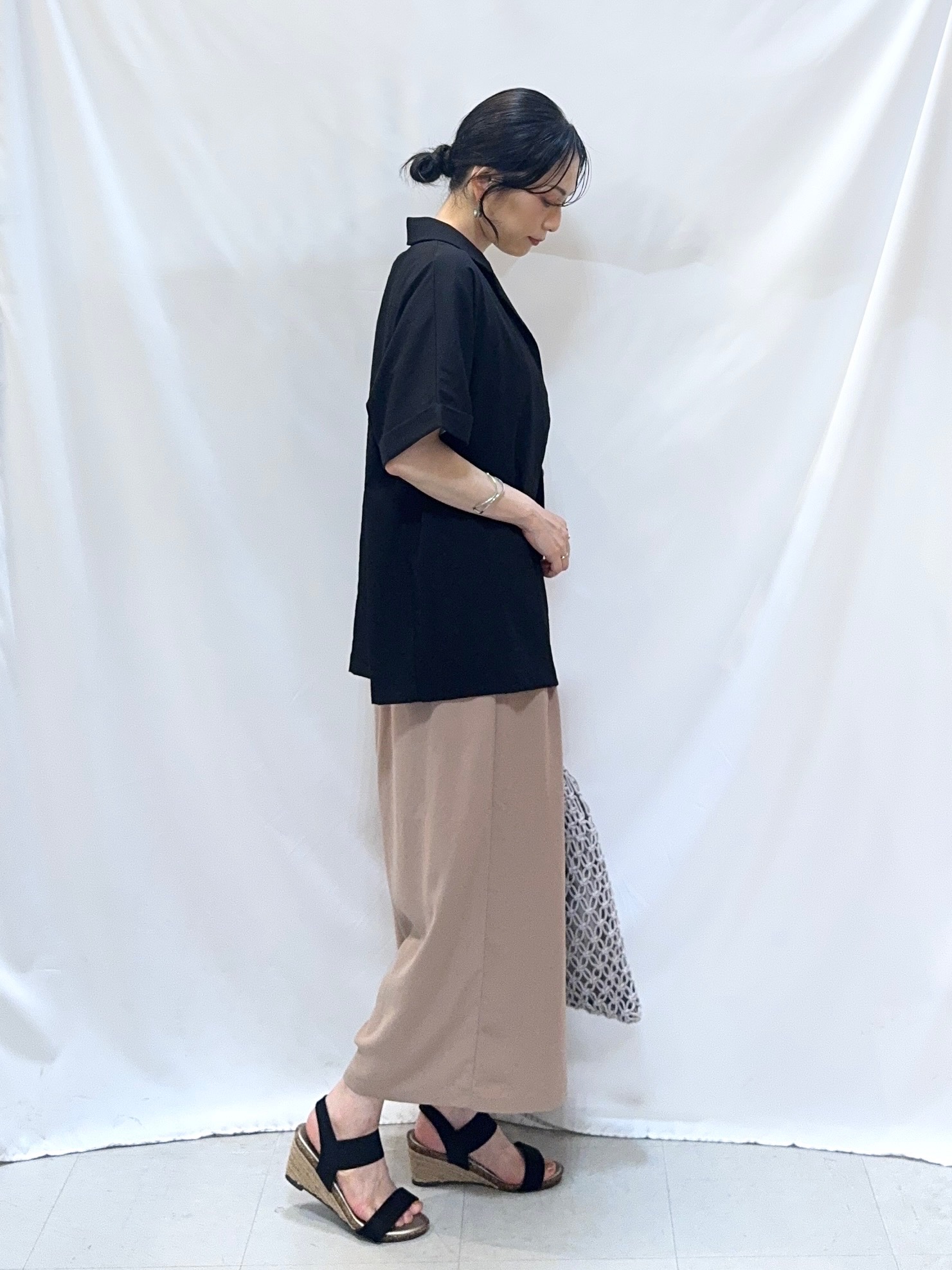 𝐇𝐢𝐫𝐨𝐦𝐢さんの「SHOO･LA･RUE｜【高レビュー/洗濯機可/セットアップ可】軽凛(かろりん) 半袖ジャケット」を使ったコーディネート