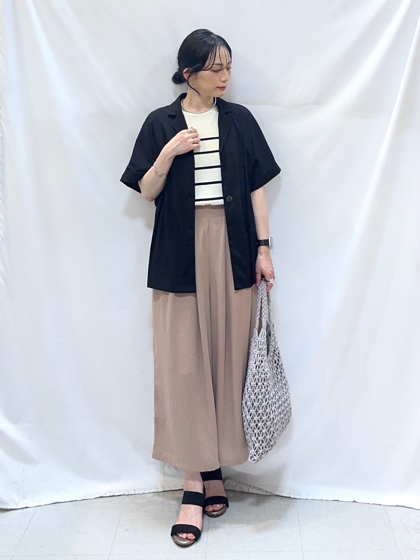 𝐇𝐢𝐫𝐨𝐦𝐢さんの「SHOO･LA･RUE｜【高レビュー/洗濯機可/セットアップ可】軽凛(かろりん) 半袖ジャケット」を使ったコーディネート