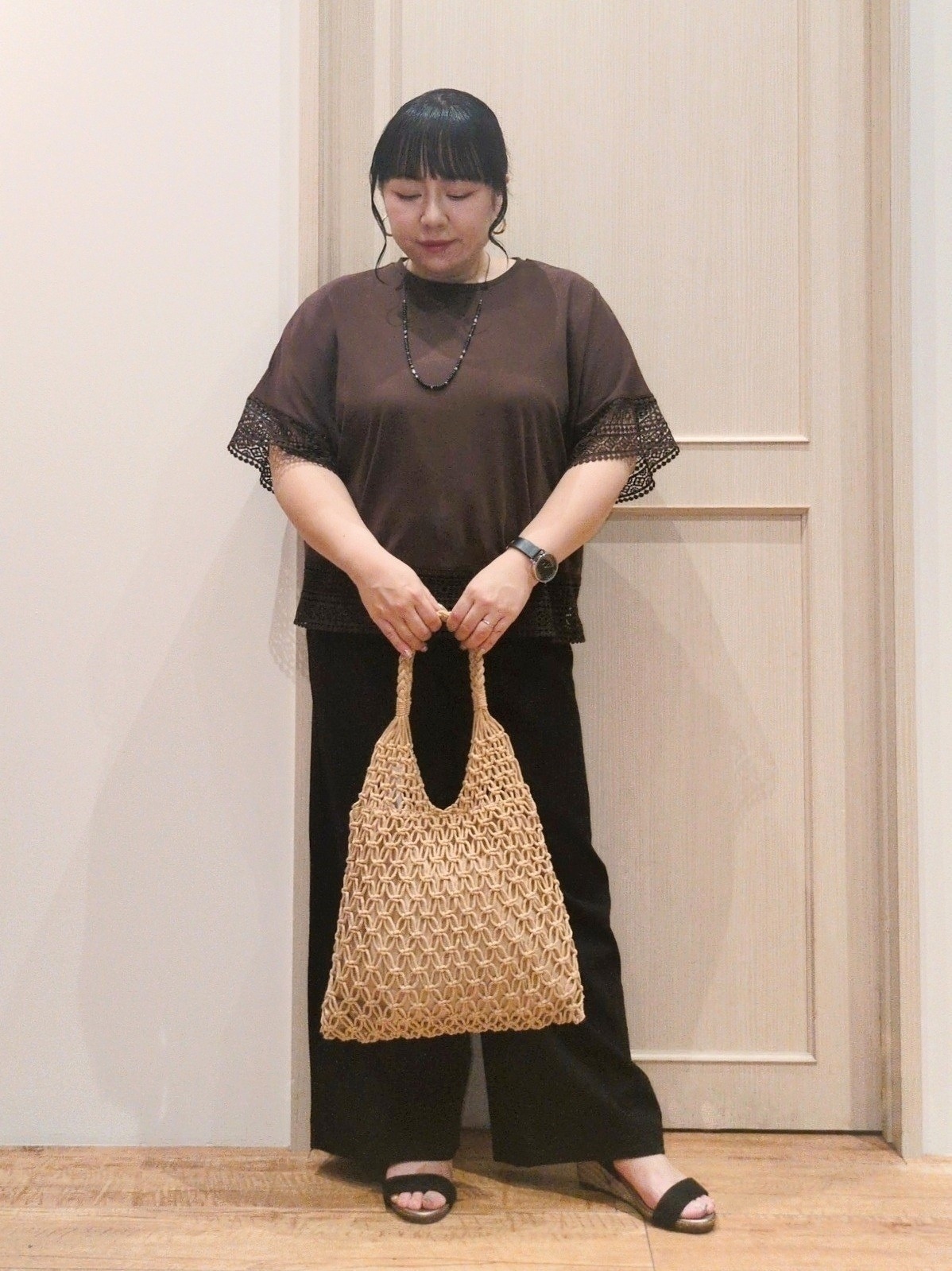 haseさんの「SHOO･LA･RUE｜【洗濯機可/体型カバー/S-LL】レース使いがポイント デザインTシャツ」を使ったコーディネート