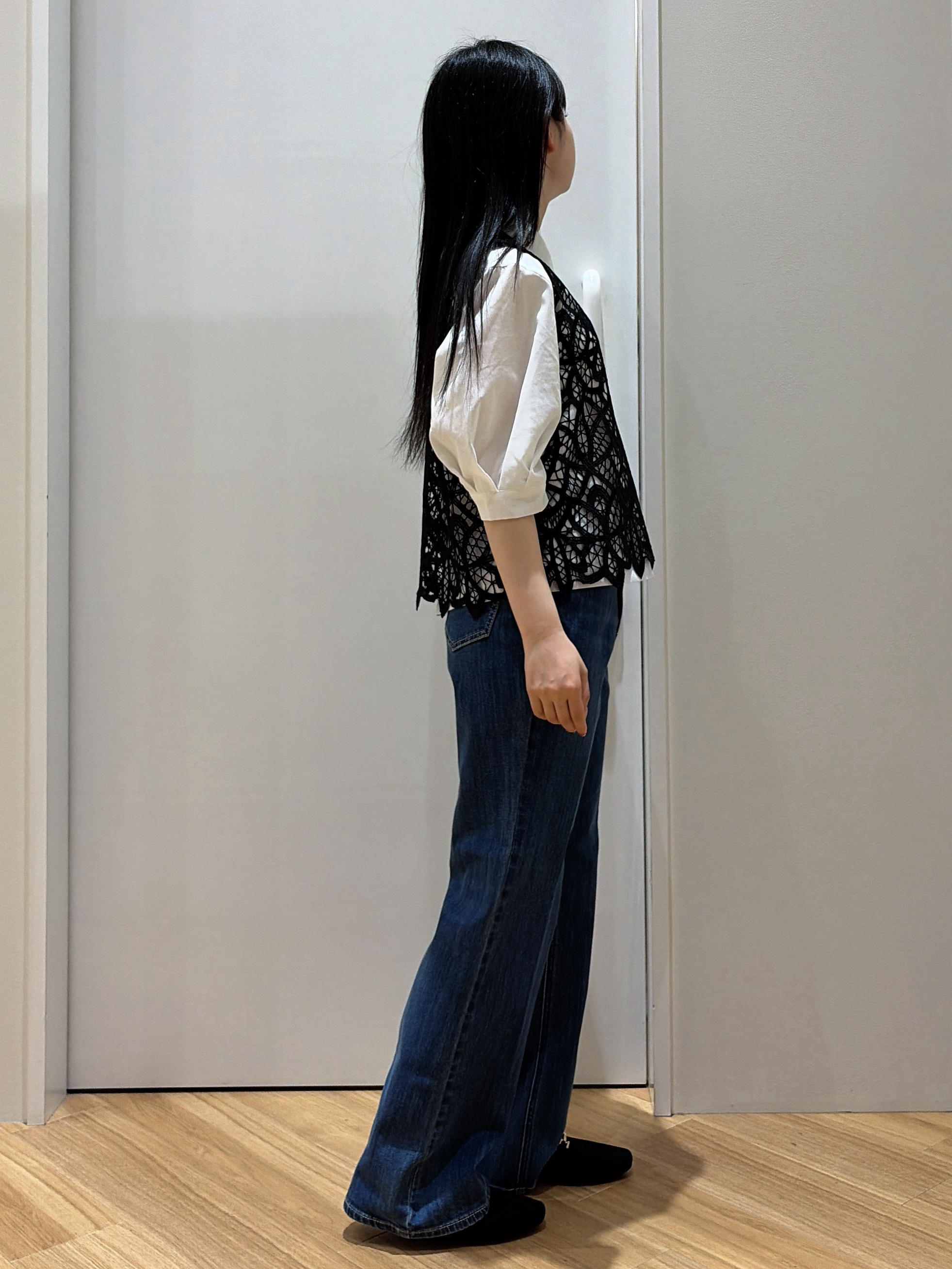 kanonさんの「grove｜【2点SET・二の腕カバー】レースベスト&times;シアーブラウスSET」を使ったコーディネート