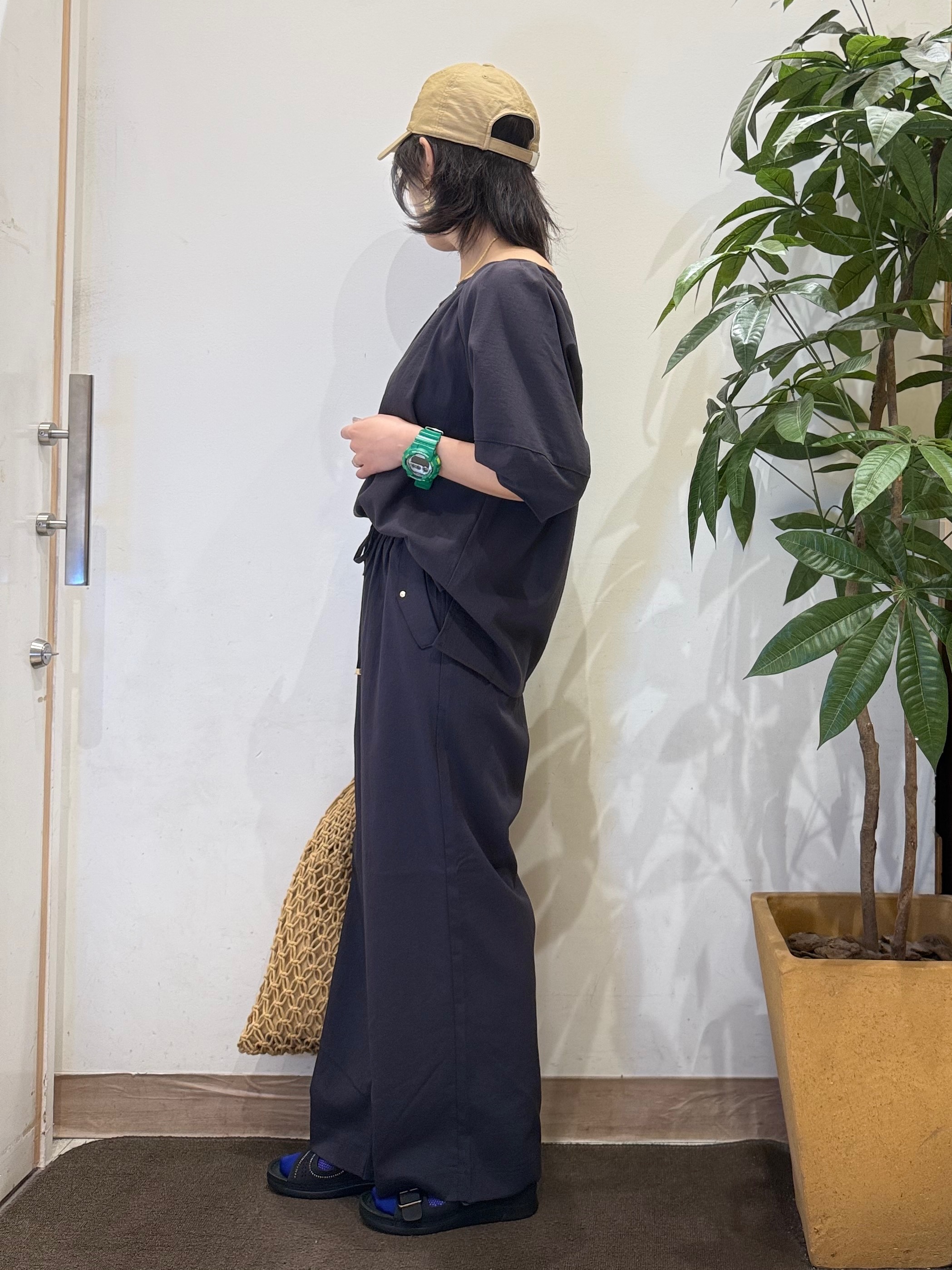 misakiさんの「SHOO･LA･RUE｜【S-LL/洗濯機可/セットアップ可】軽凛(かろりん) タックブラウス」を使ったコーディネート