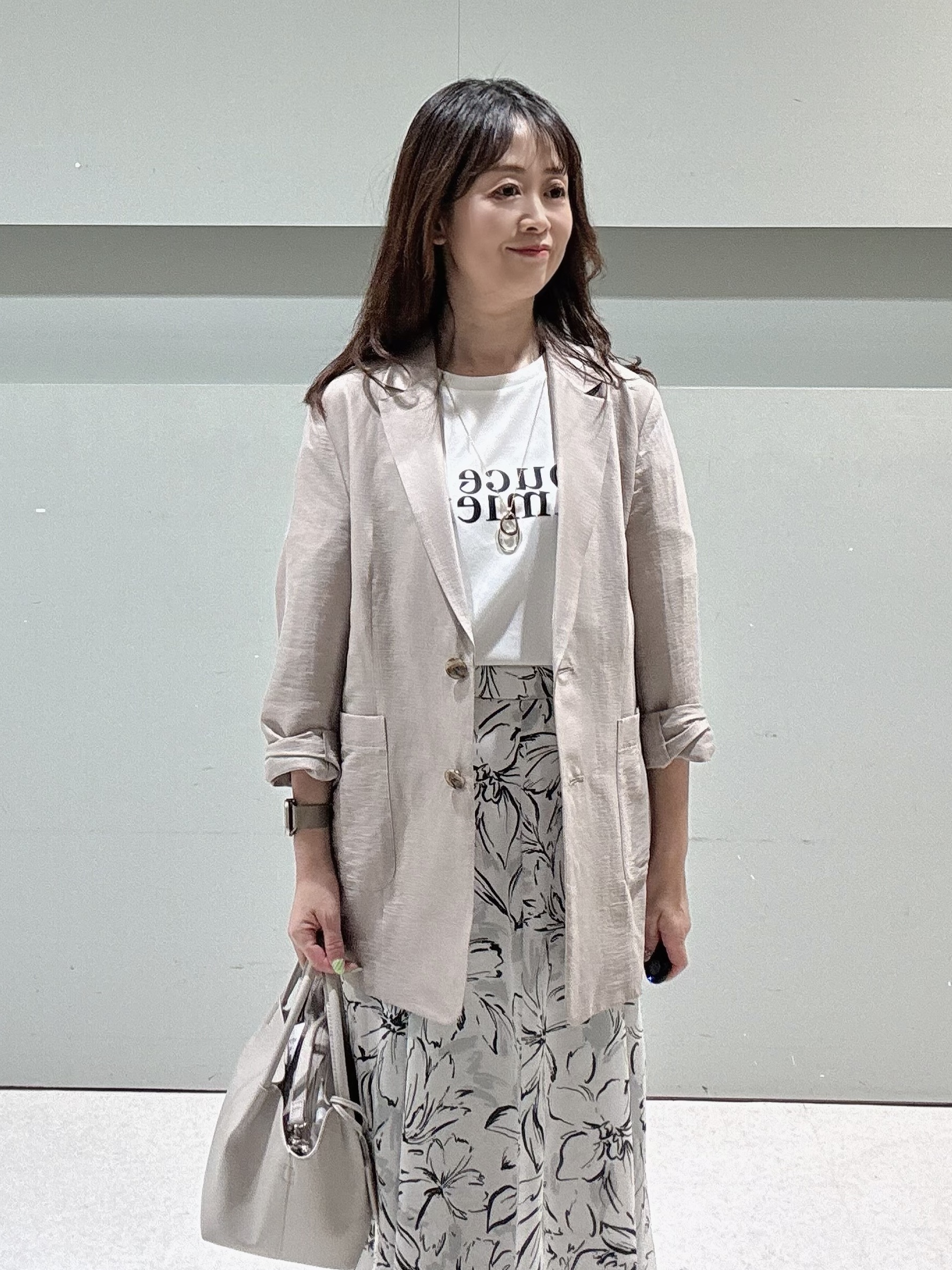 makiさんの「UNTITLED｜◆【程よいシアー感/洗える】エアリーバイオジャケット」を使ったコーディネート