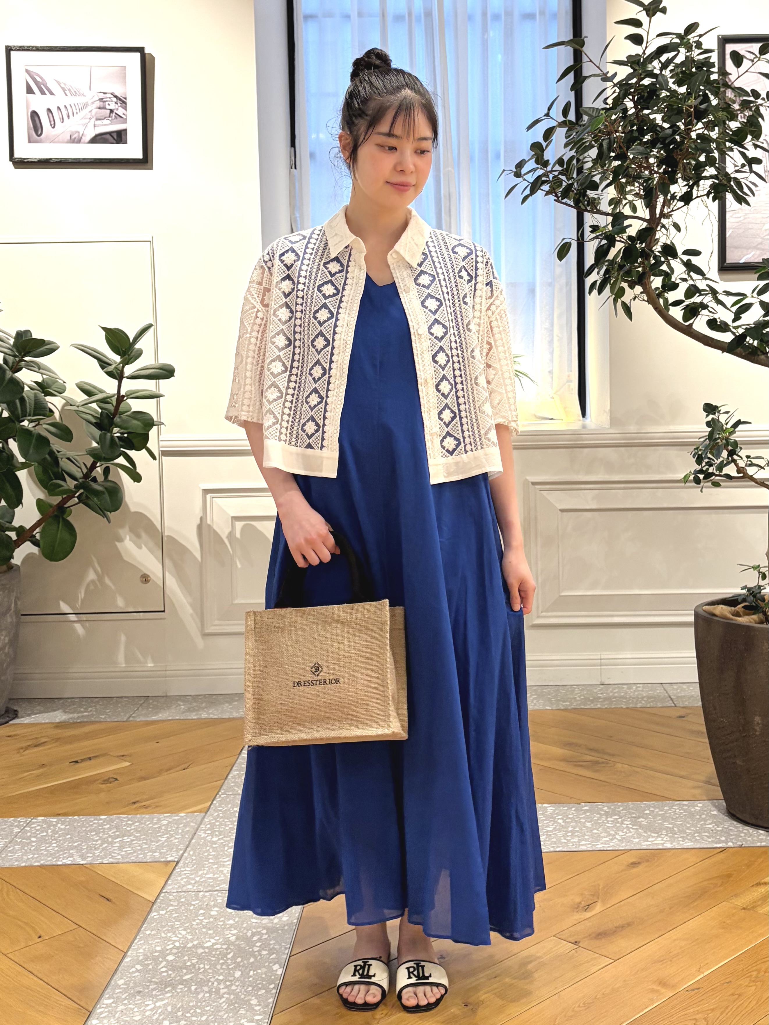 pupiさんの「DRESSTERIOR｜【きれいめ/ウォッシャブル】コットンローンフレンチスリーブワンピ」を使ったコーディネート