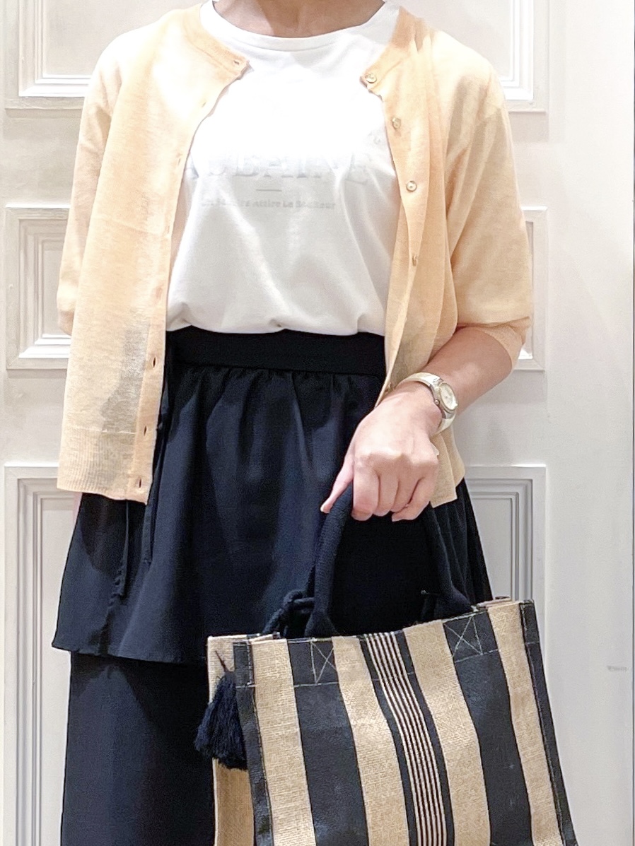Naoさんの「grove｜高評価！【洗える/名品】大人の透け感、シアーカーディガン」を使ったコーディネート