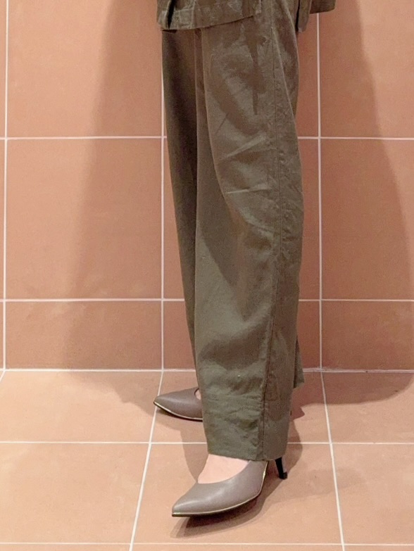 kaoriさんの「ESPERANZA｜【12時間パンプス】約7.5㎝　歩きやすくて疲れにくい」を使ったコーディネート