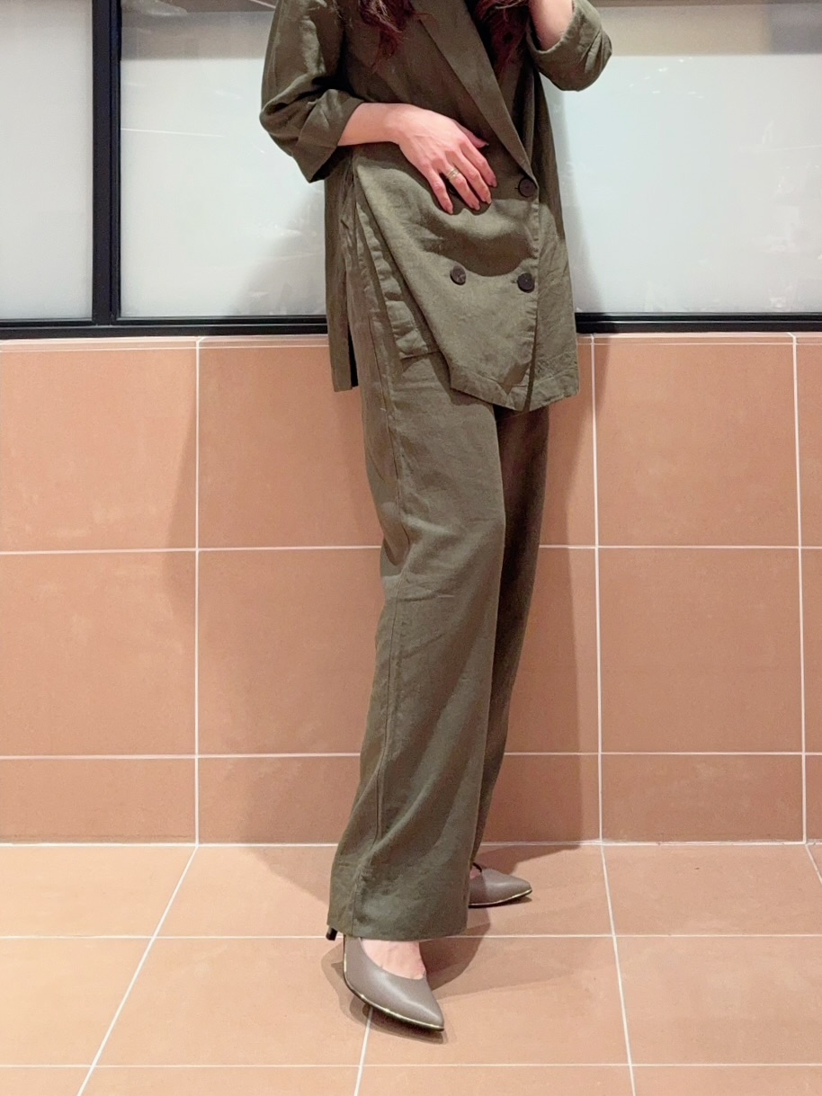 kaoriさんの「ESPERANZA｜【12時間パンプス】約7.5㎝　歩きやすくて疲れにくい」を使ったコーディネート