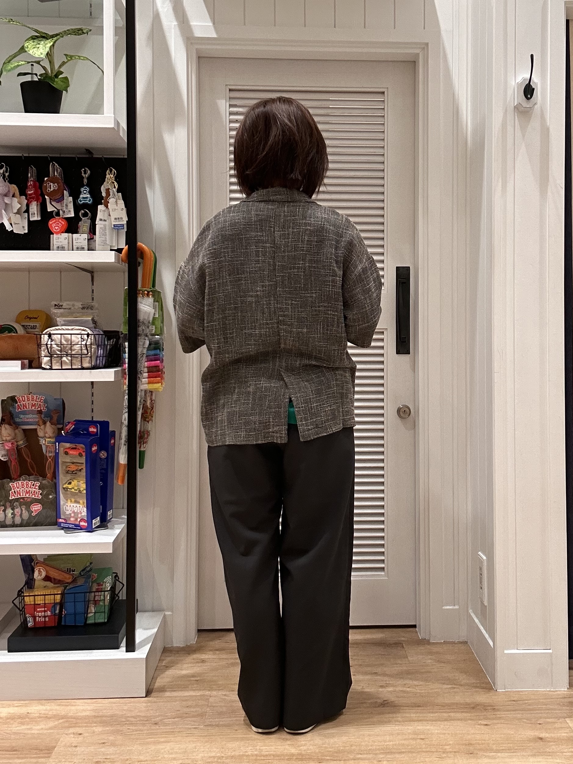 Aiさんの「Dessin｜【接触冷感/セットアップ可】セミワイドストレートパンツ」を使ったコーディネート