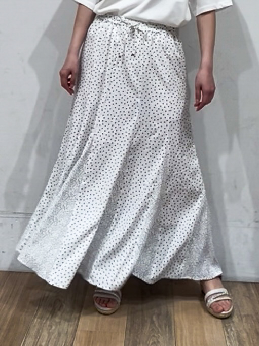山さんさんの「grove｜【UVカット/接触冷感】プリントアソート5分袖Tシャツ」を使ったコーディネート